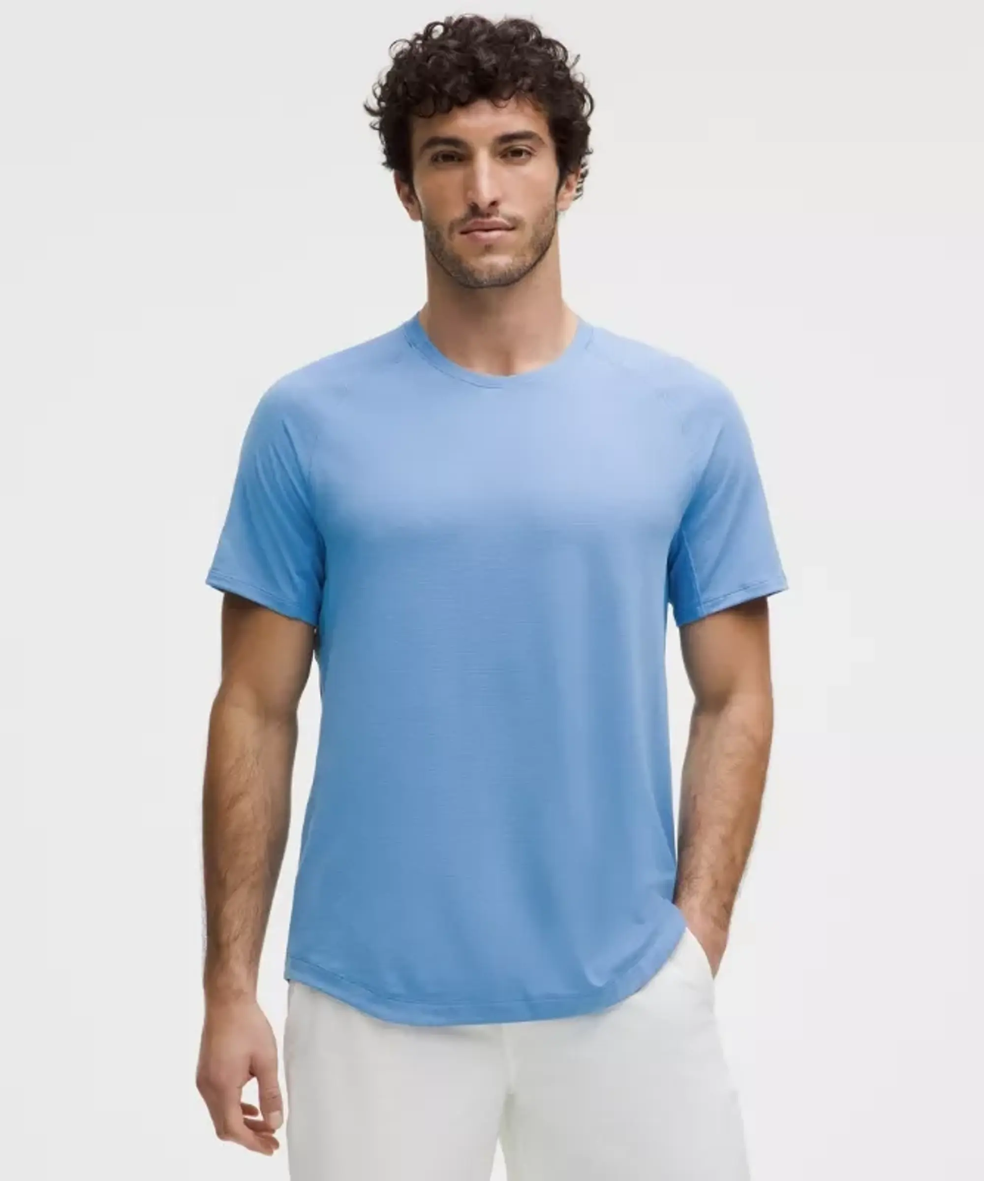 lululemon – Men's License to Train Short-Sleeve Shirt – Color Blue – Size 3XL