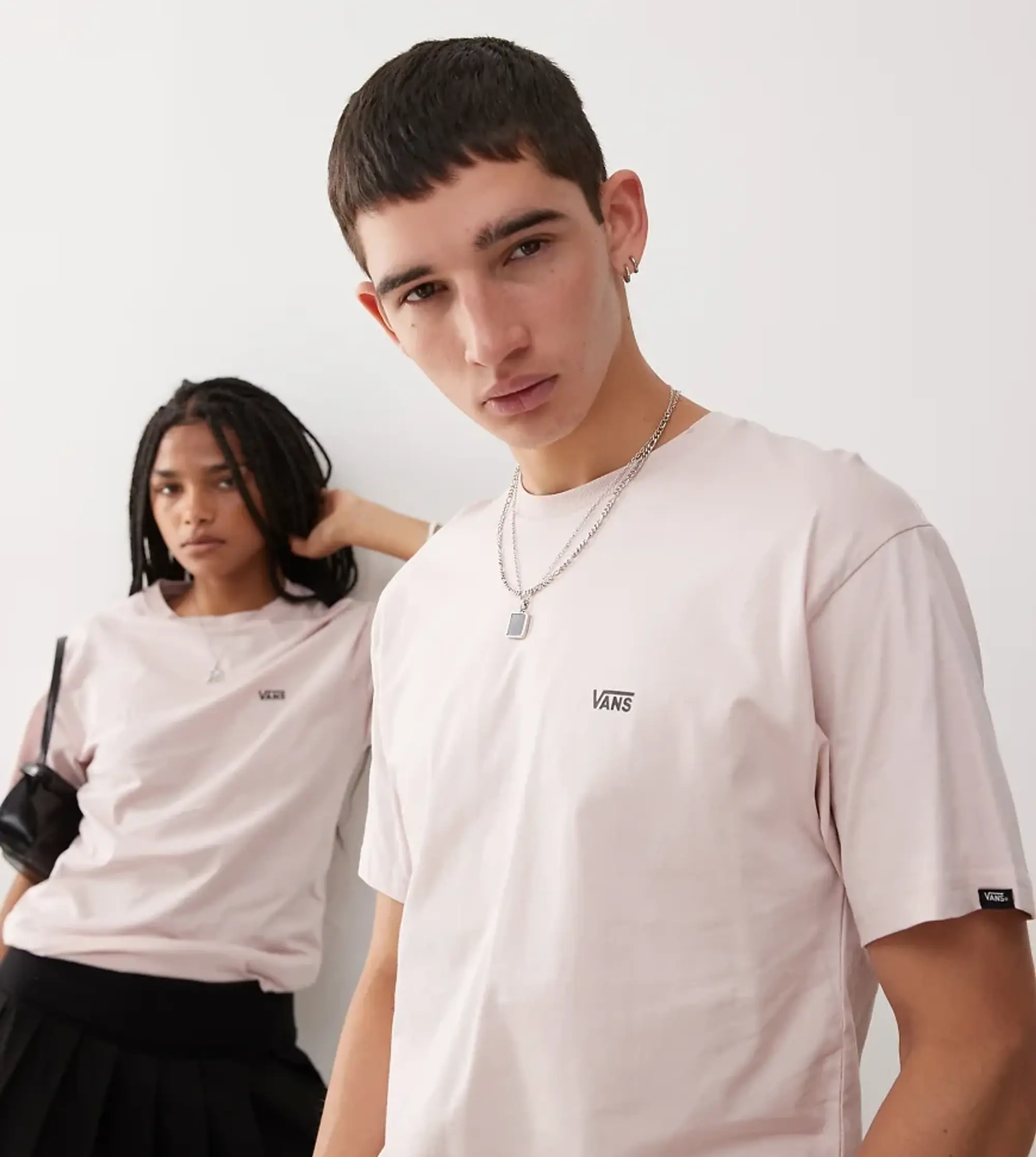 Vans Left Chest Logo T-Shirt In Pink - Exclusive To Asos