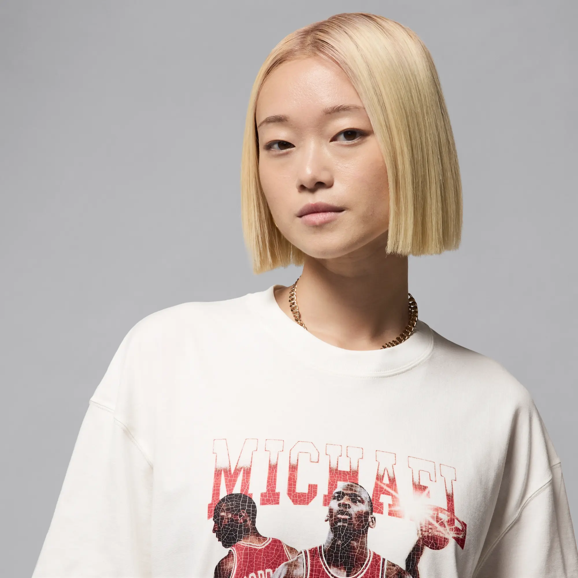 Nike Jordan Women's Oversized Short-Sleeve Graphic T-Shirt - White - Cotton