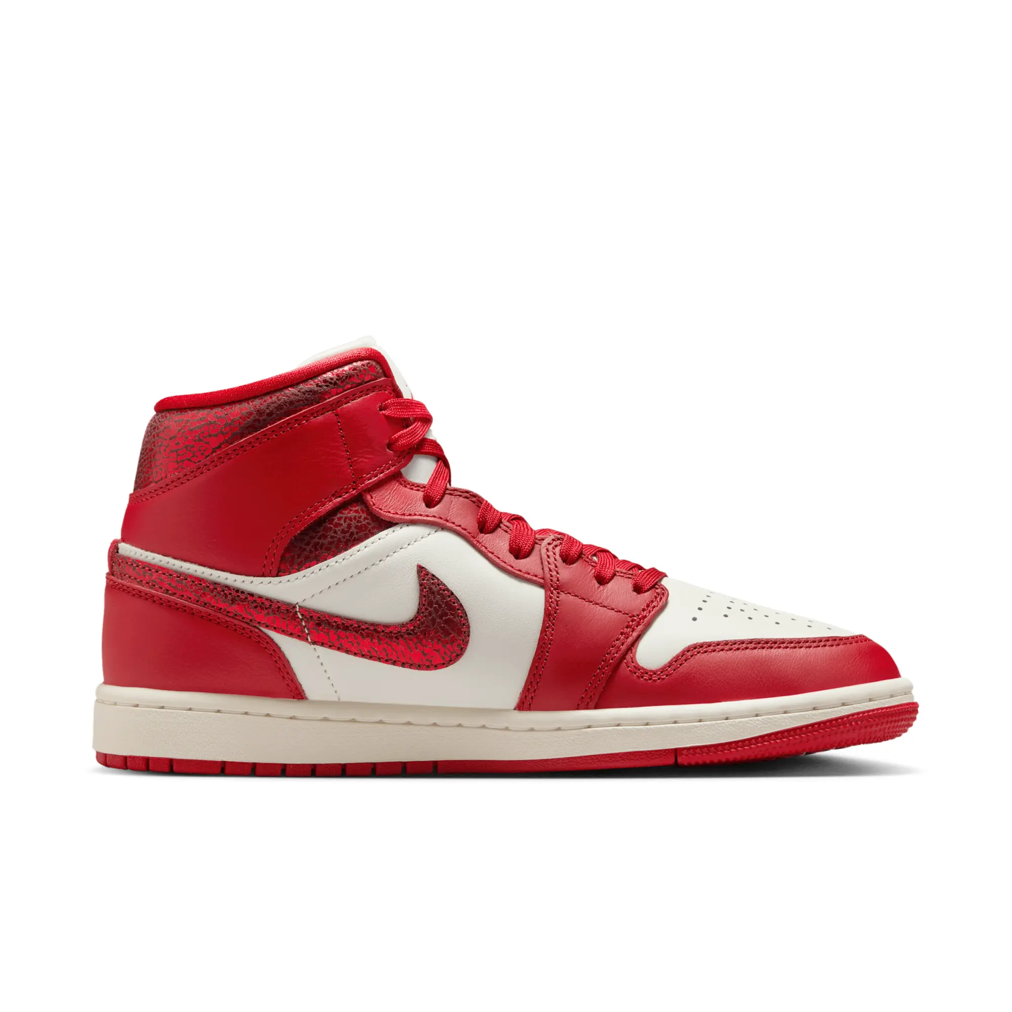 Nike Air Jordan 1 Mid SE Women's Shoes - White