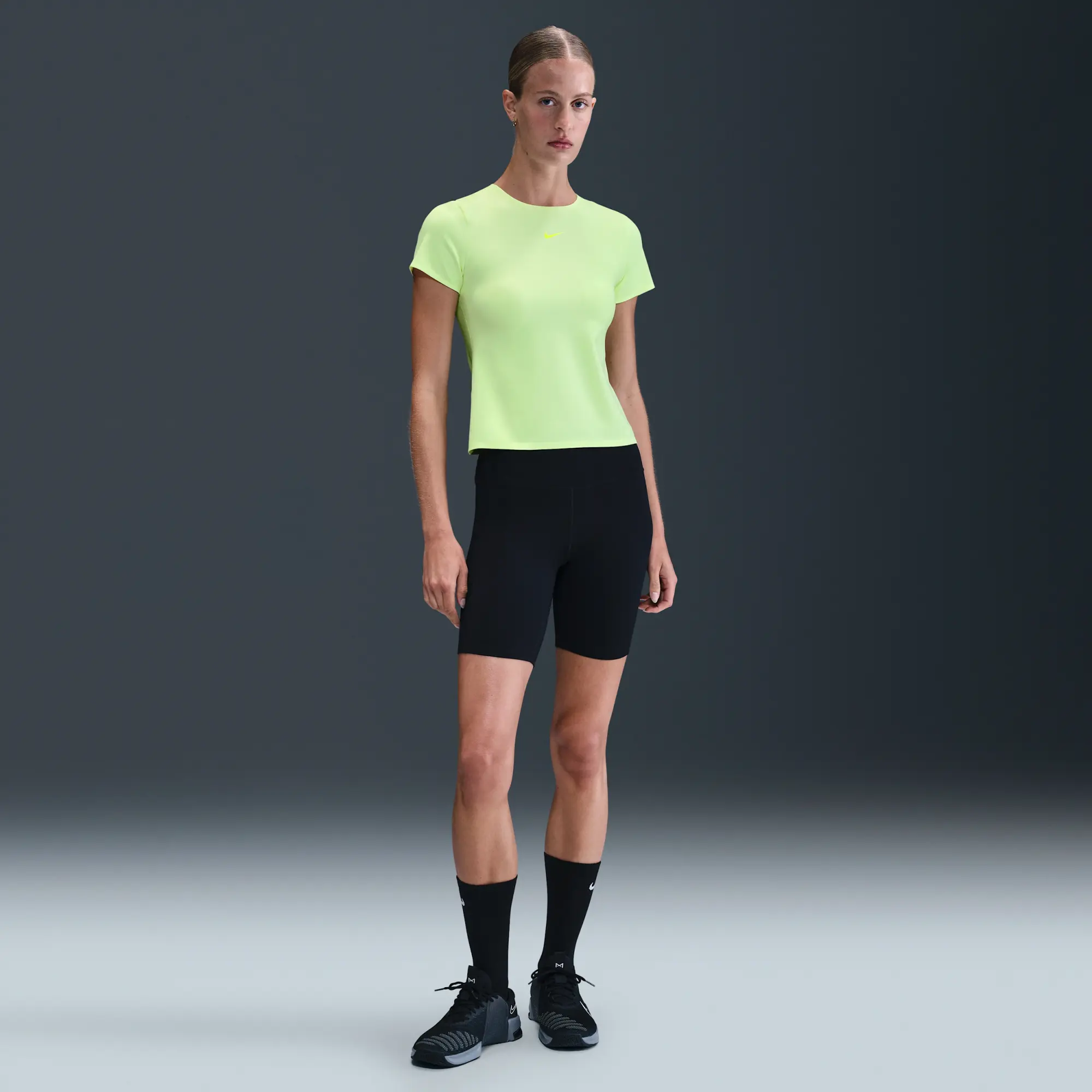 Nike Form Women's Short-Sleeve Top - Yellow - Polyester/Elastane