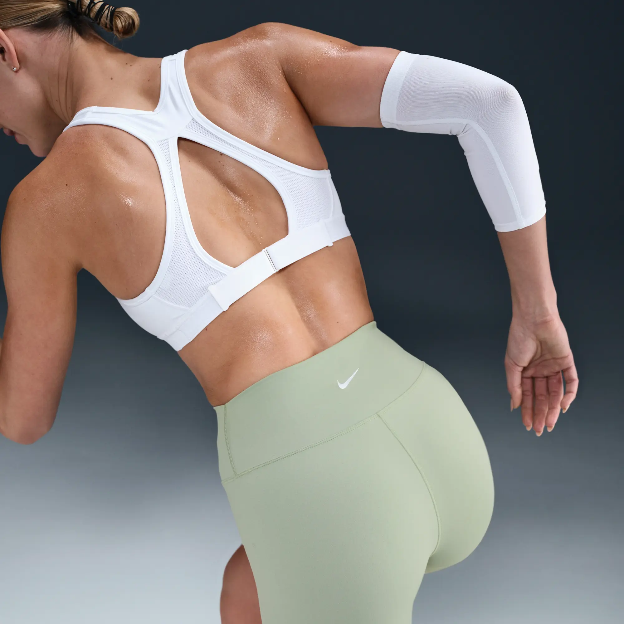 Women's Nike One 5in Shorts in Green 
