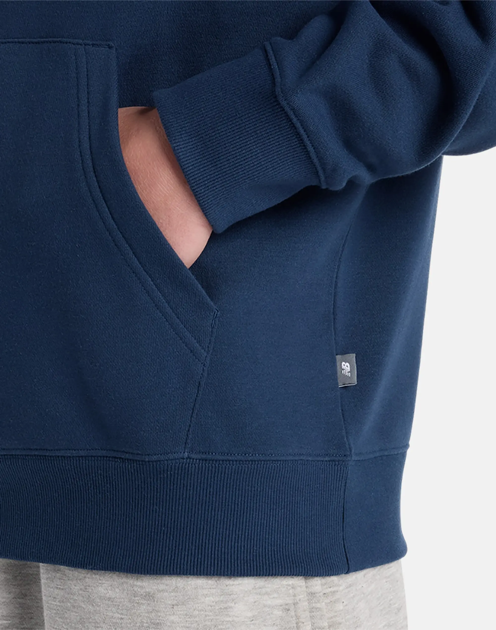 Men's New Balance Graphic Hoodie in Navy Blue 