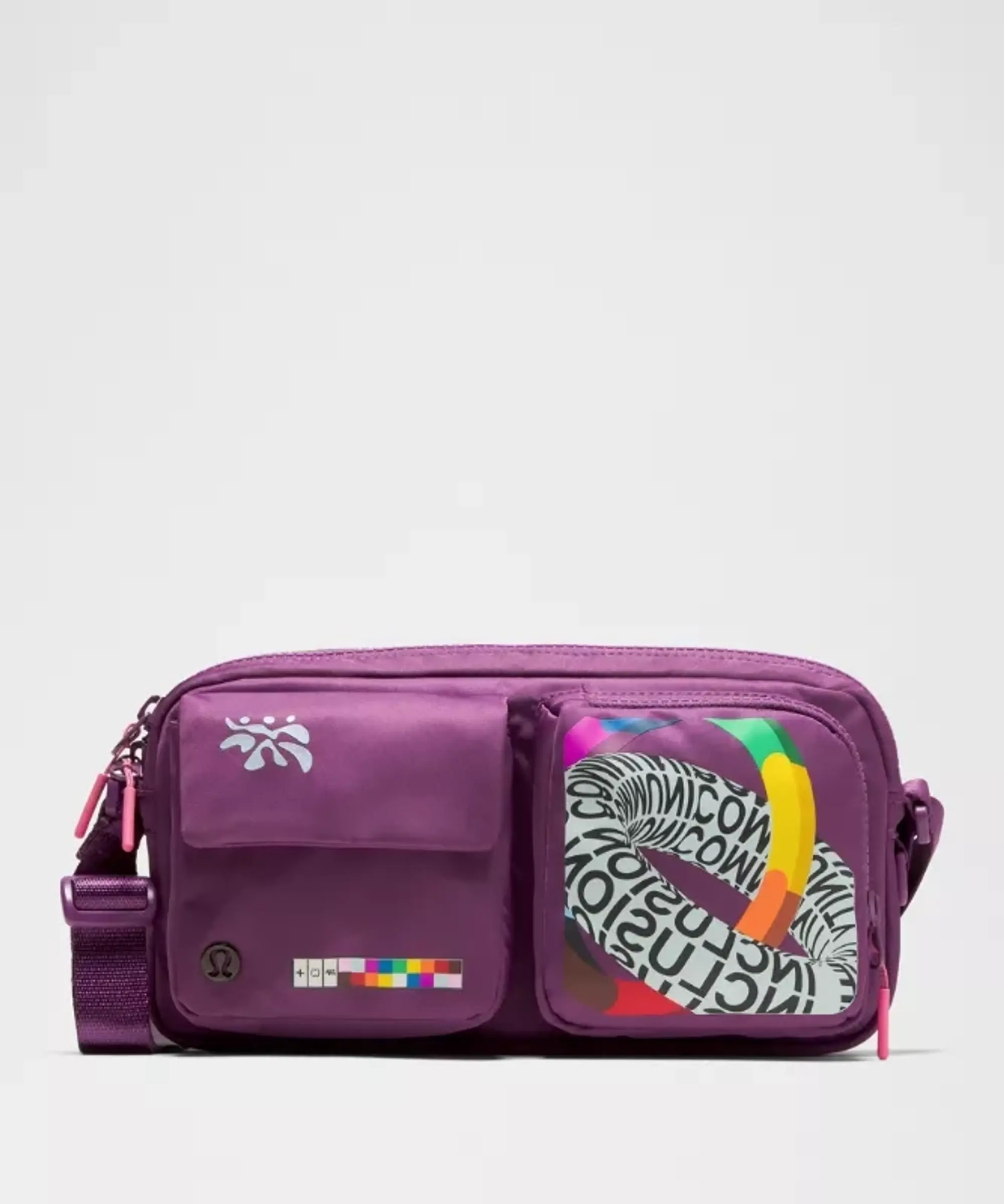 lululemon – Multi-Pocket Crossbody Bag 2.5L Pride – Color Purple