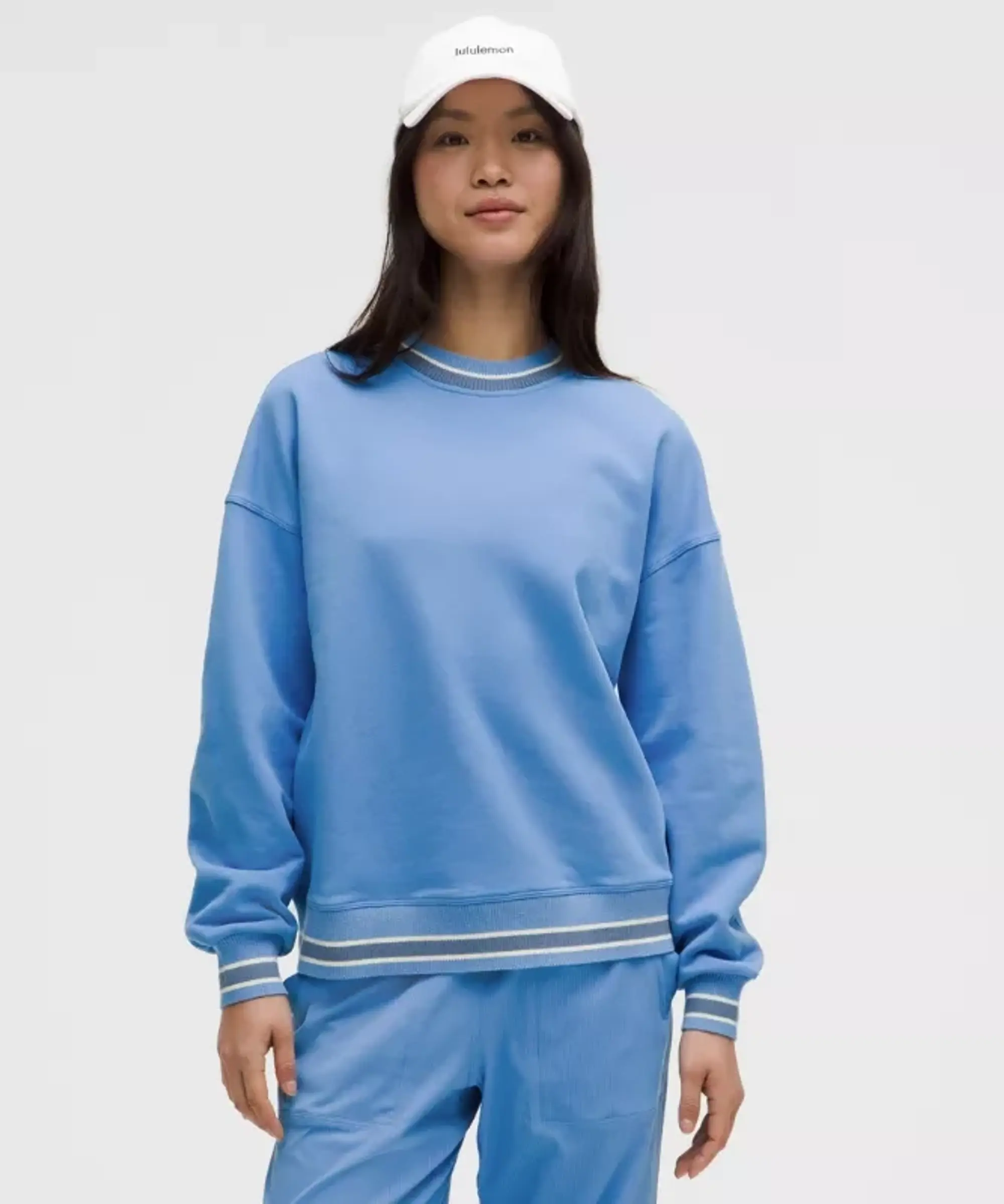 lululemon – Women's Perfectly Oversized Ringer Crew Sweatshirt – Color Blue – Size L