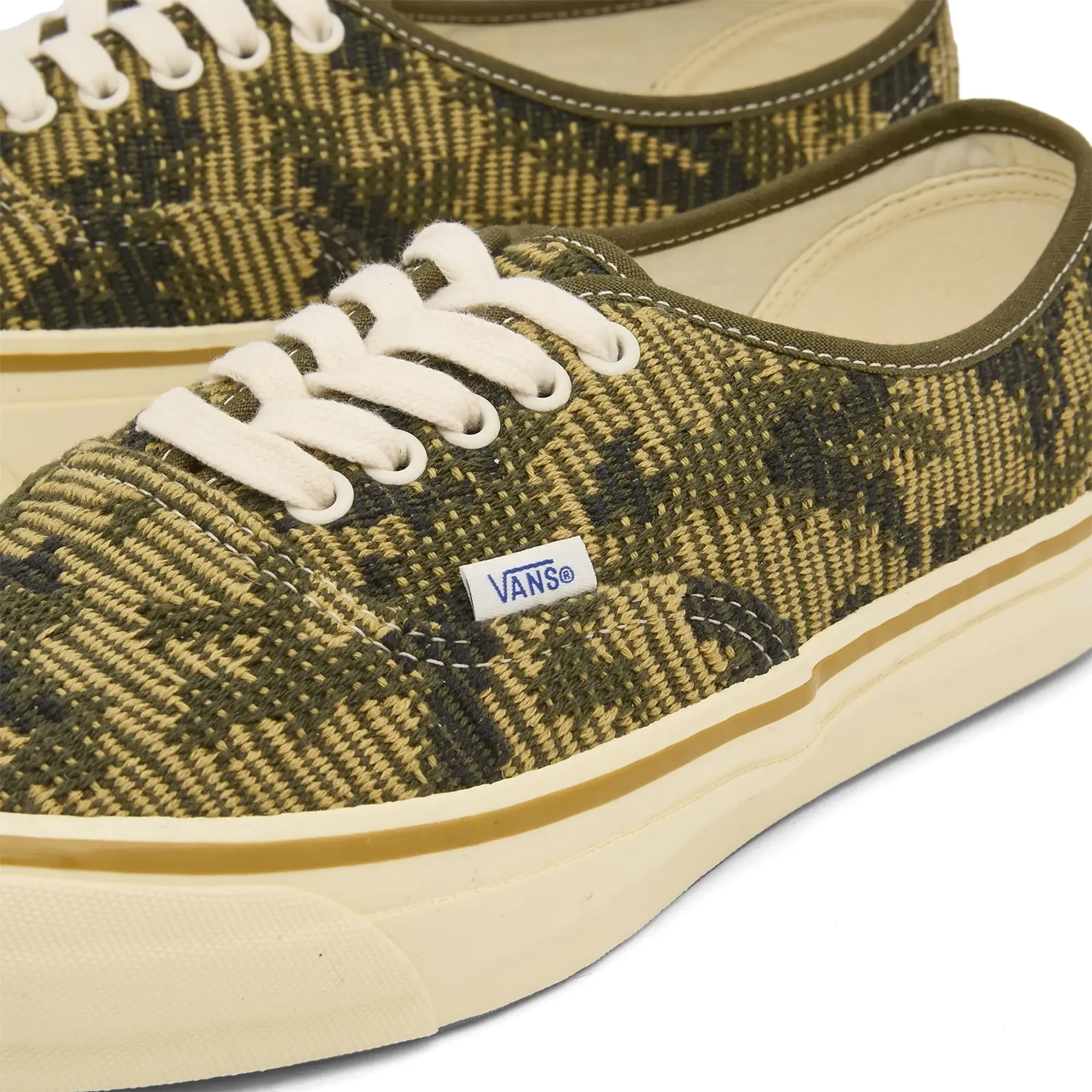 LX Authentic 44 CAMO