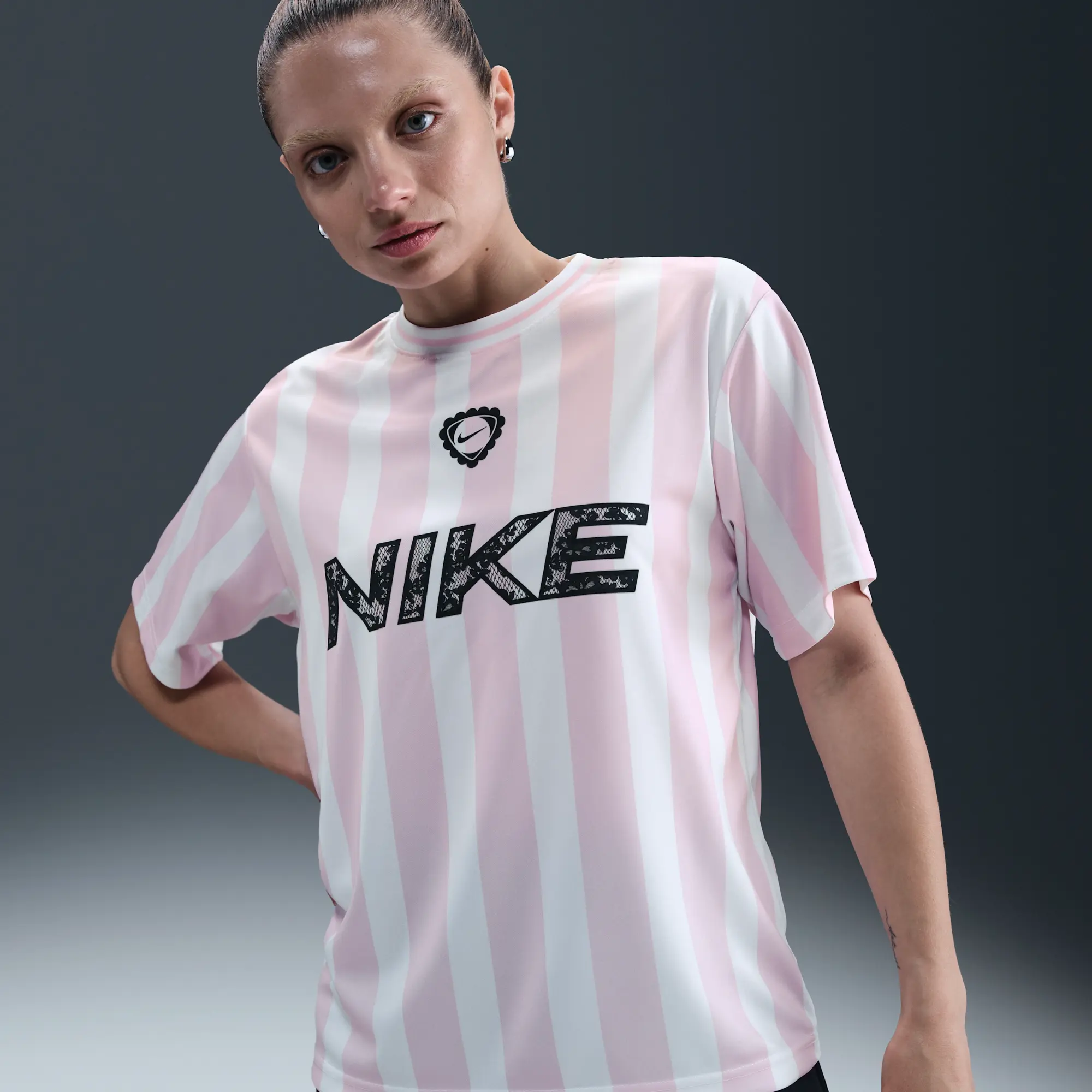 Nike Sportswear Women's Football Shirt - Pink - Sustainable Materials