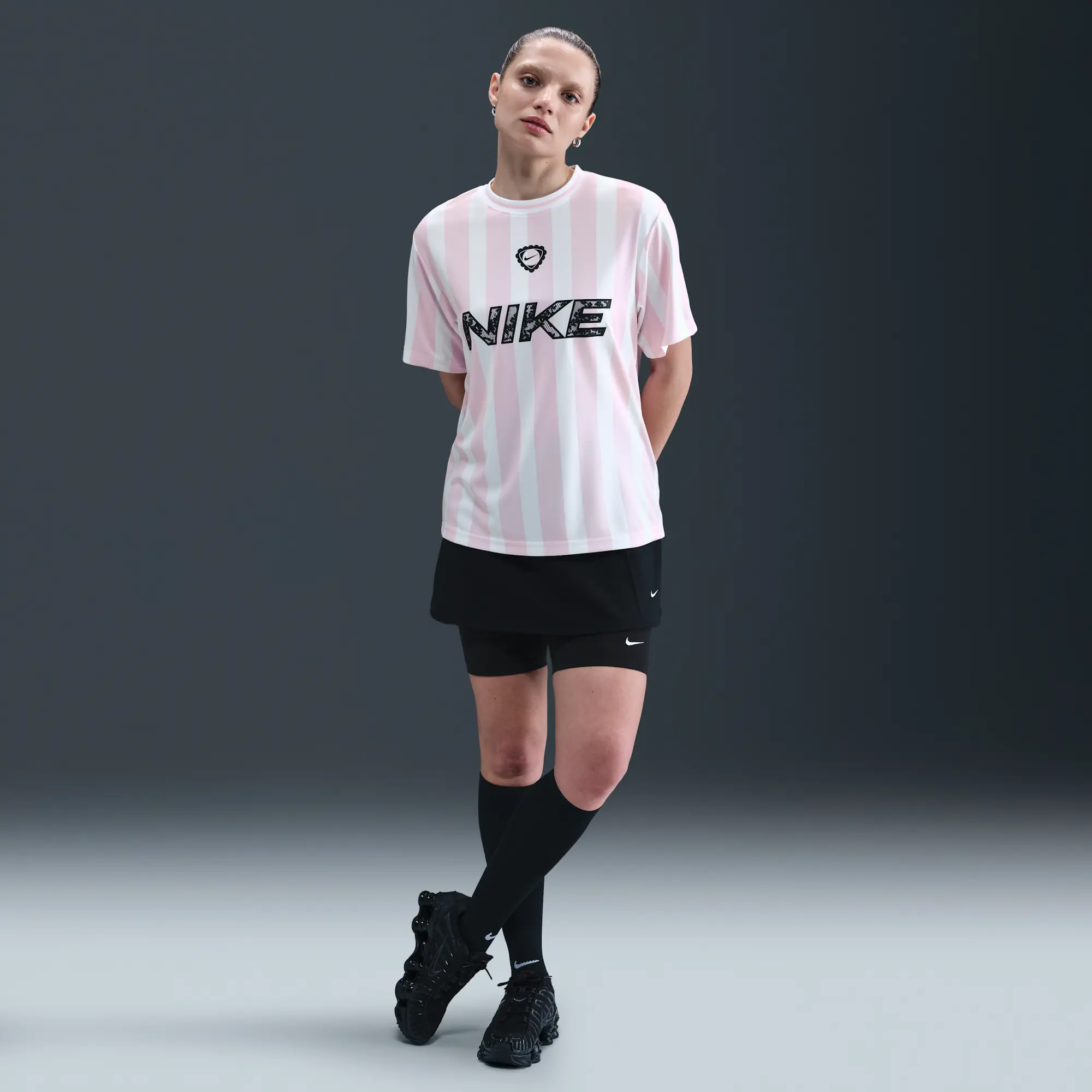 Nike Sportswear Women's Football Shirt - Pink - Sustainable Materials
