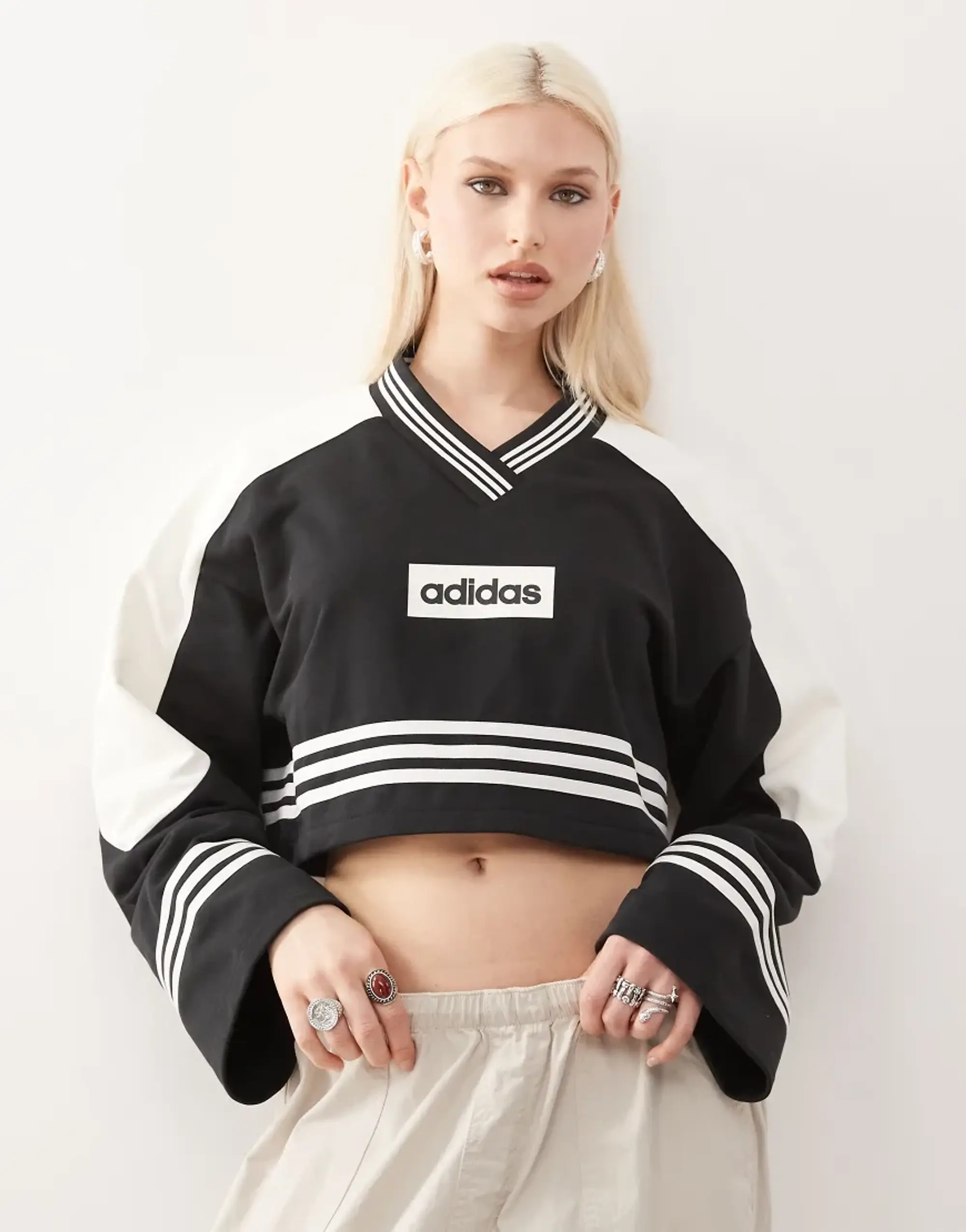 Adidas Originals Blocking Crewneck Sweatshirt In Black / Off White