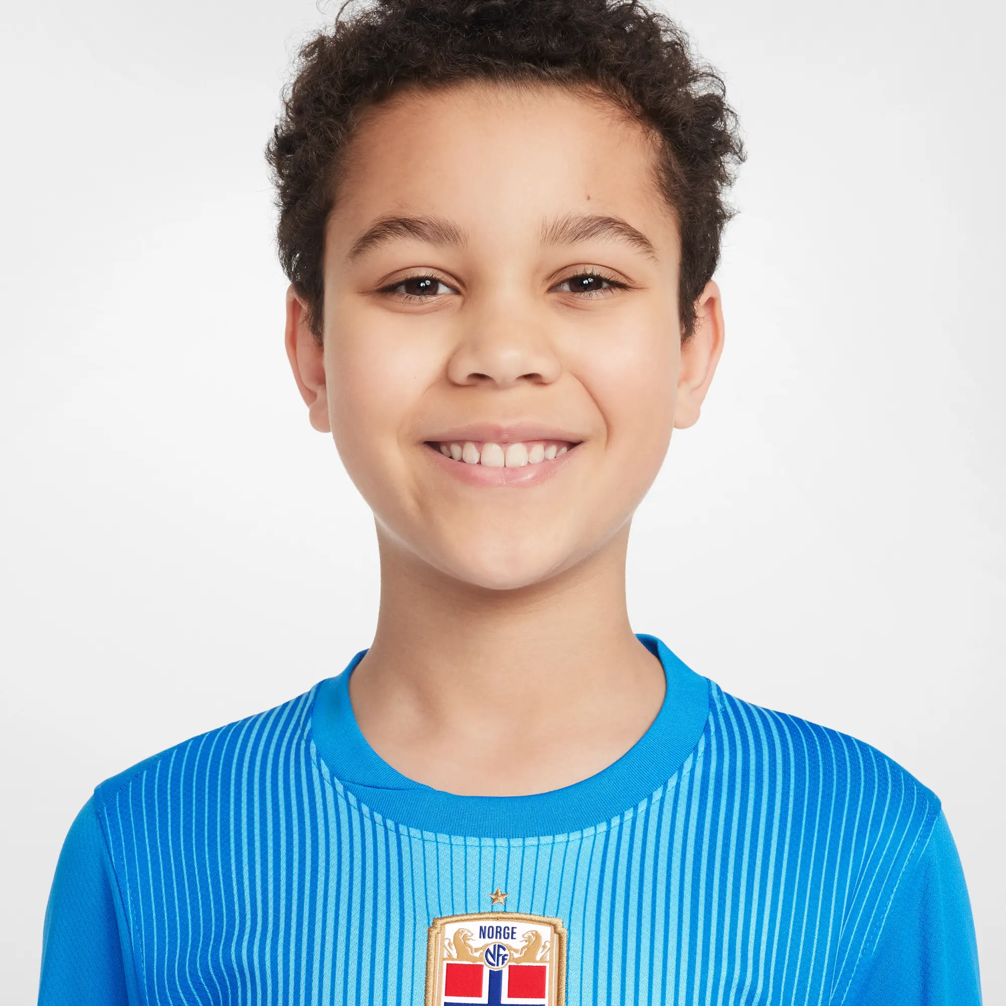 Norway 2025/26 Stadium Goalkeeper Older Kids' Nike Dri-FIT Football Replica Long-Sleeve Shirt - Blue - Polyester