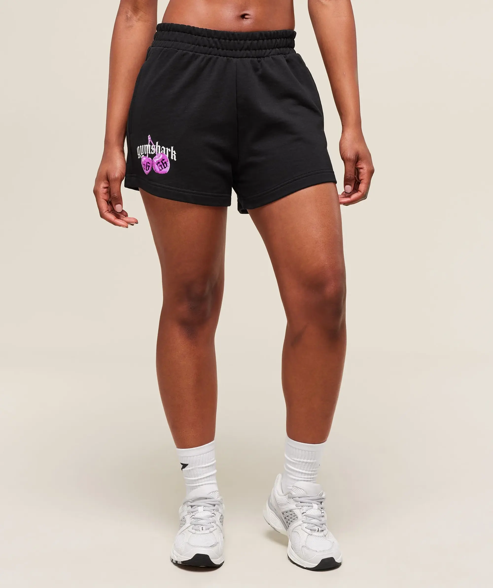  Cherry Graphic Short - Black
