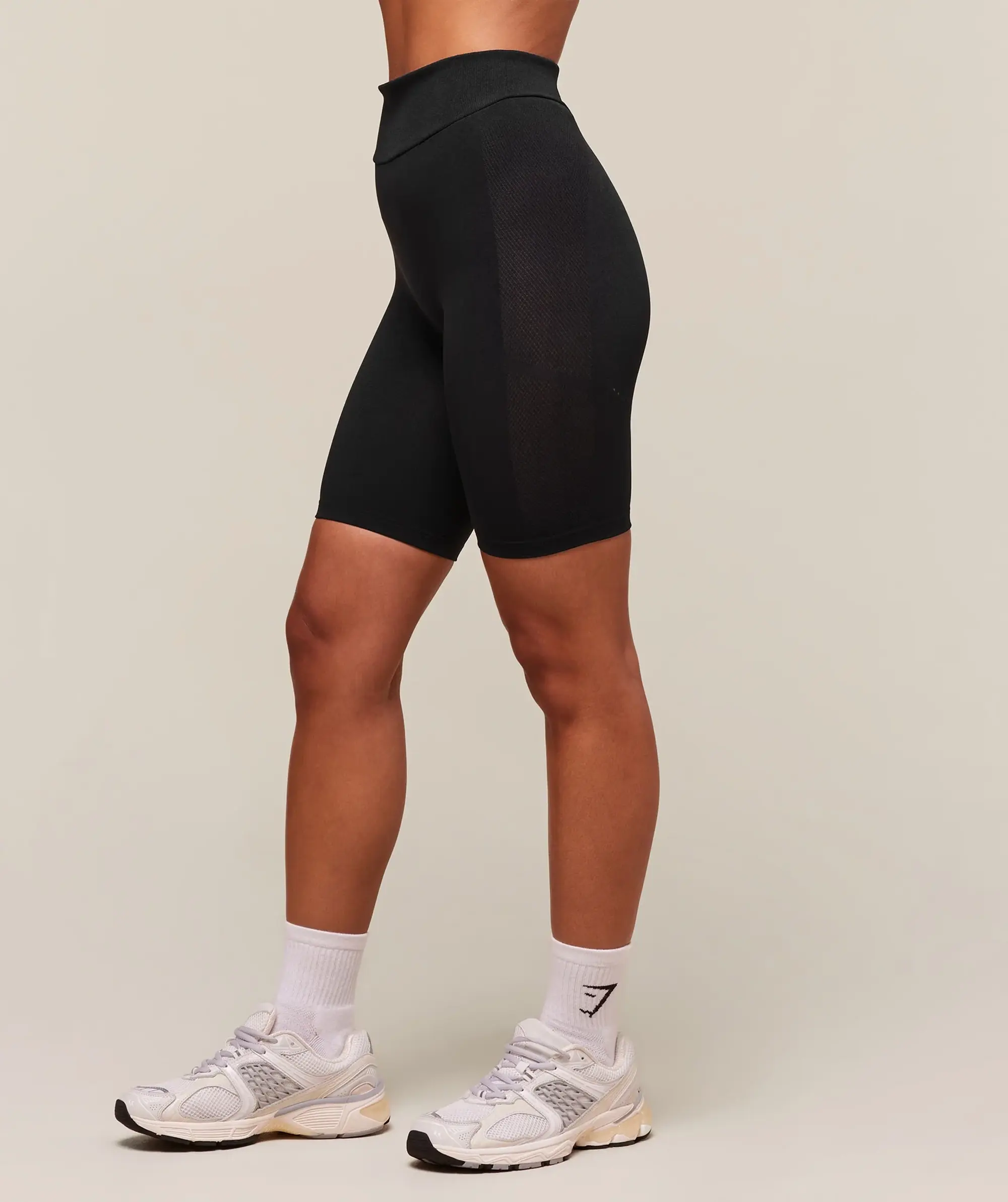  everywear Warp Knit Cycling Short - Black
