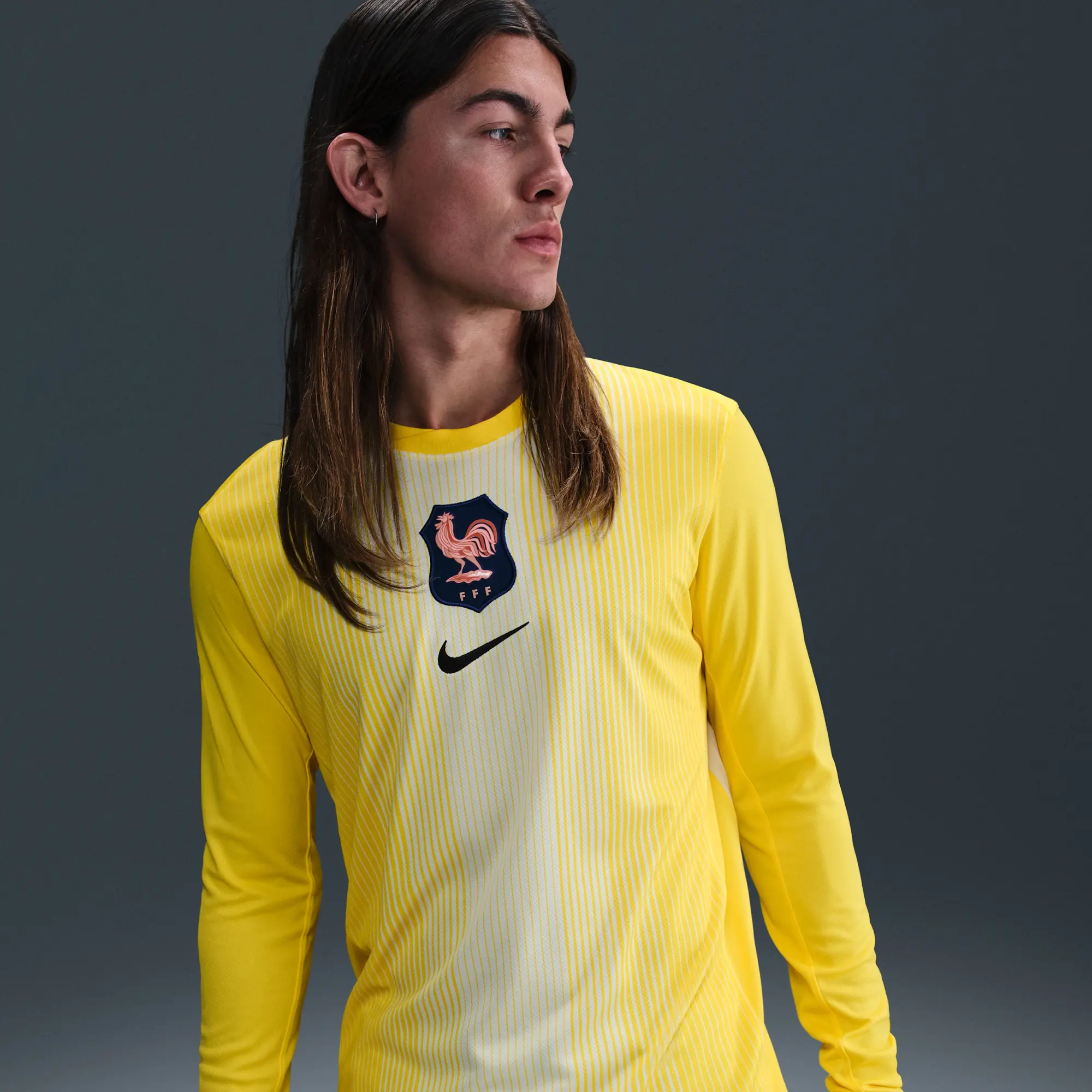 FFF 2025/26 Stadium Goalkeeper Men's Nike Dri-FIT Football Replica Long-Sleeve Shirt - Yellow - Recycled Polyester