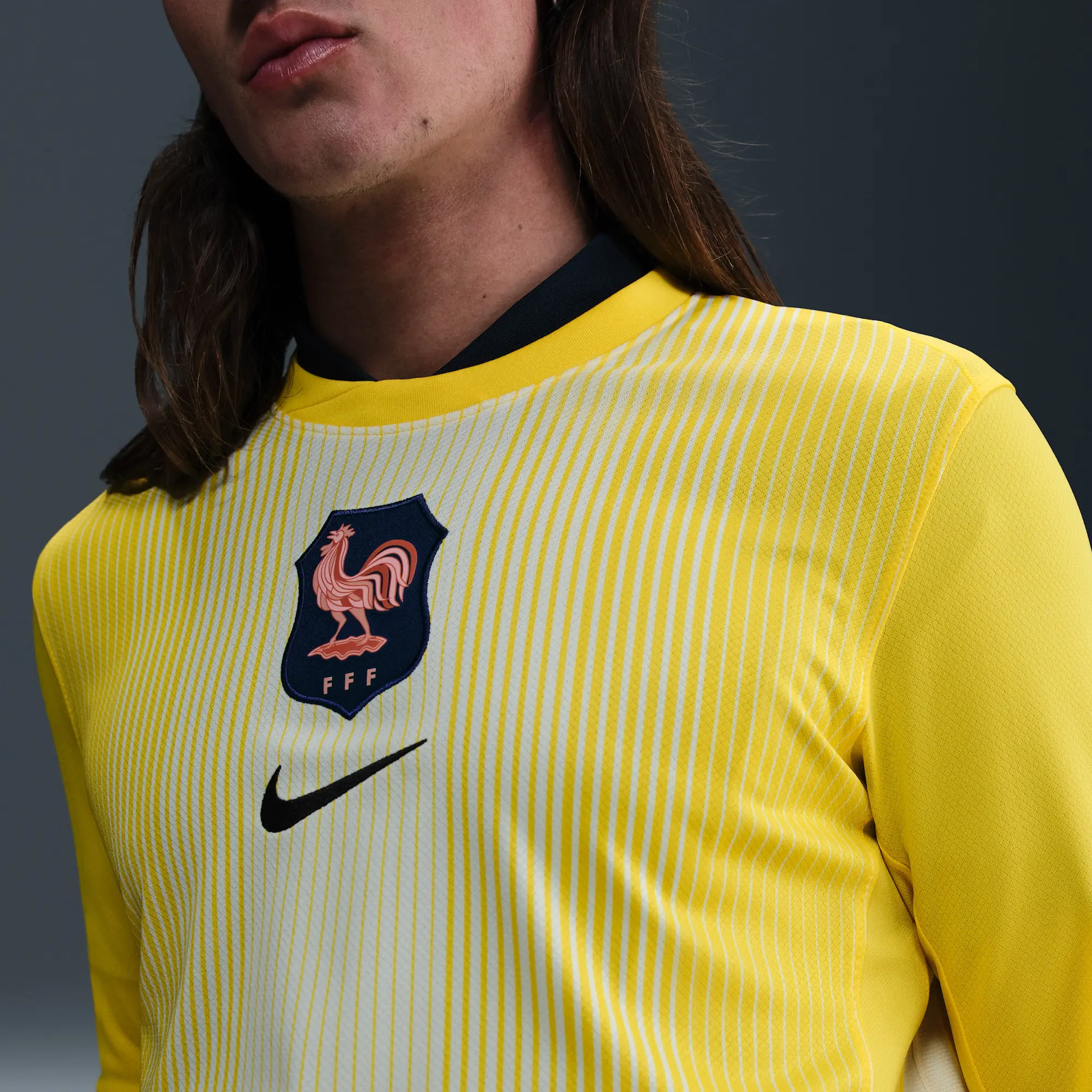 FFF 2025/26 Stadium Goalkeeper Men's Nike Dri-FIT Football Replica Long-Sleeve Shirt - Yellow - Recycled Polyester