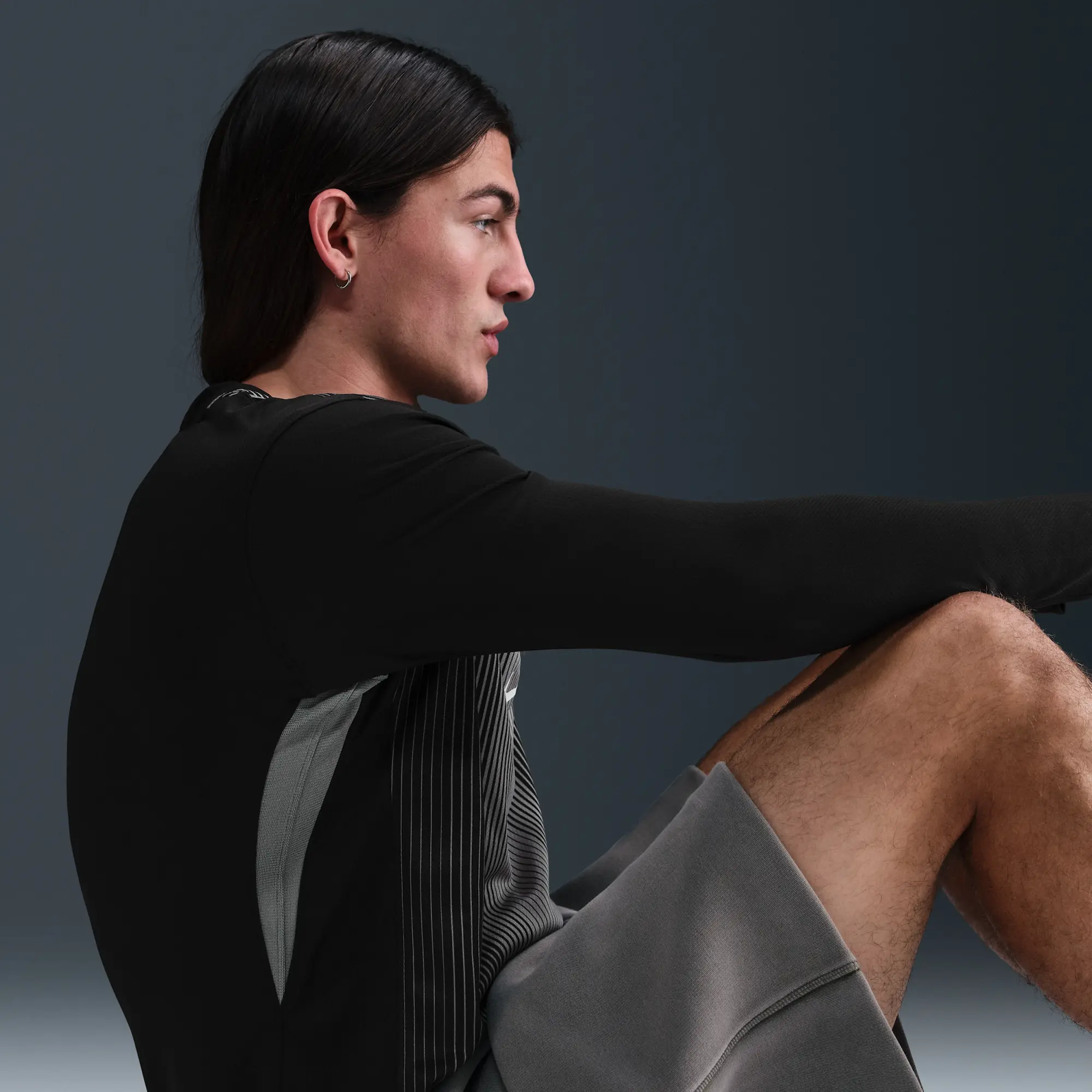 Netherlands 2025/26 Stadium Goalkeeper Men's Nike Dri-FIT Football Replica Long-Sleeve Shirt - Black - Recycled Polyester