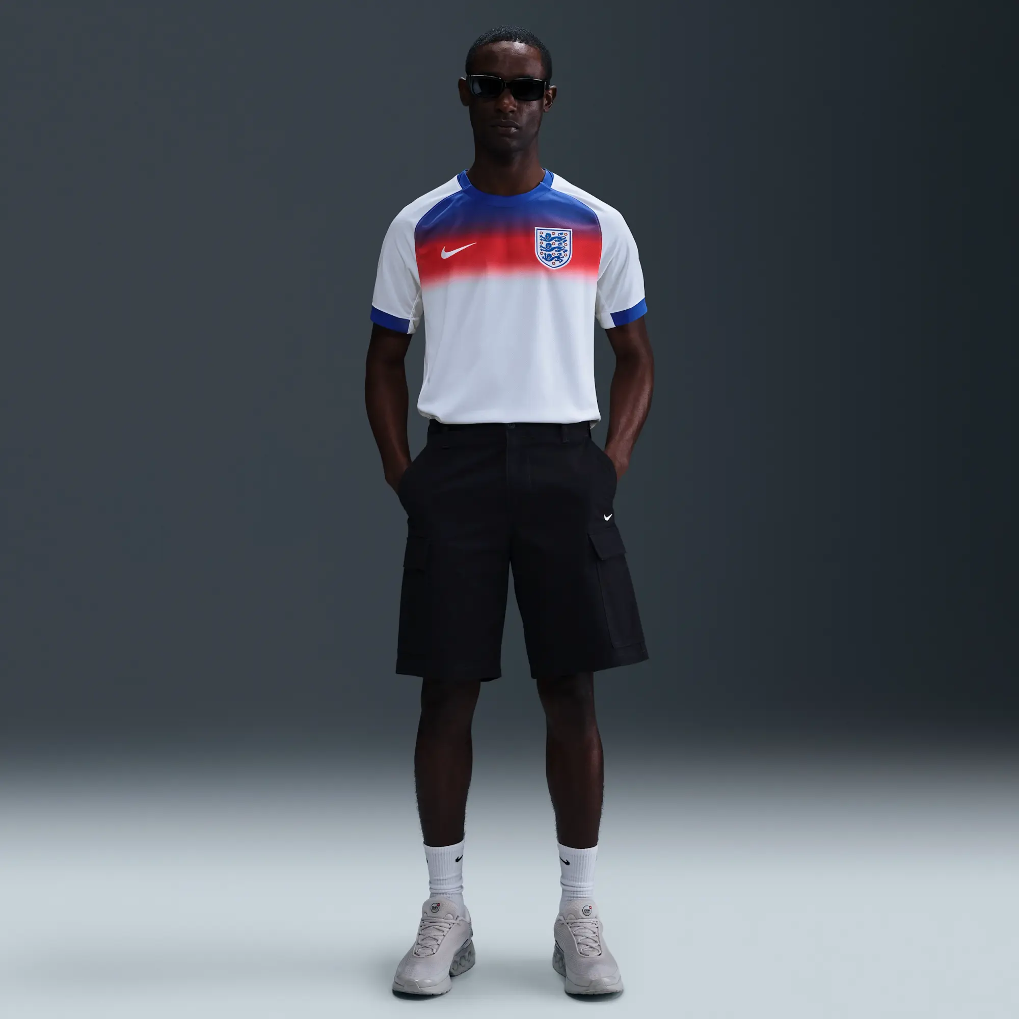 England 2025 Stadium Home (Women's Team) Men's Nike Dri-FIT Football Replica Shirt - Blue - Polyester