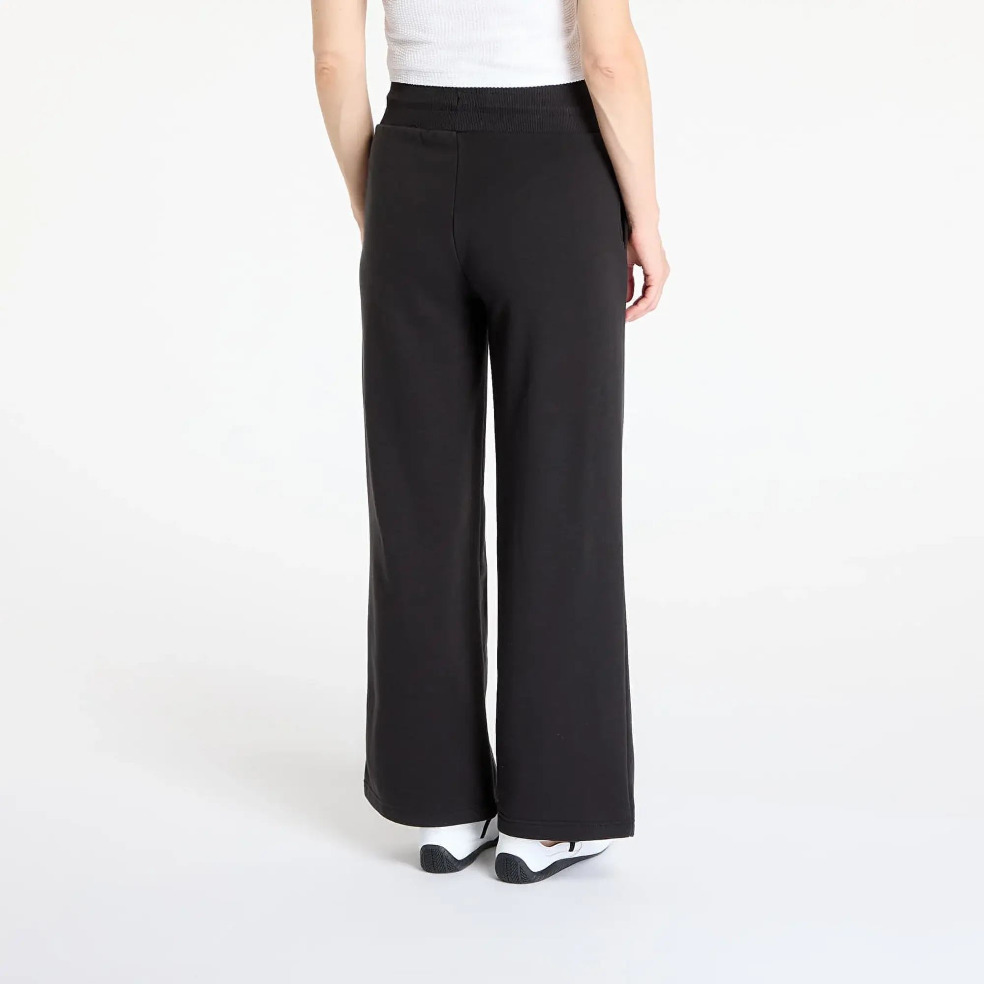 PUMA Wardrobe Essentials Relaxed Wide Leg Sweatpants Women, Black