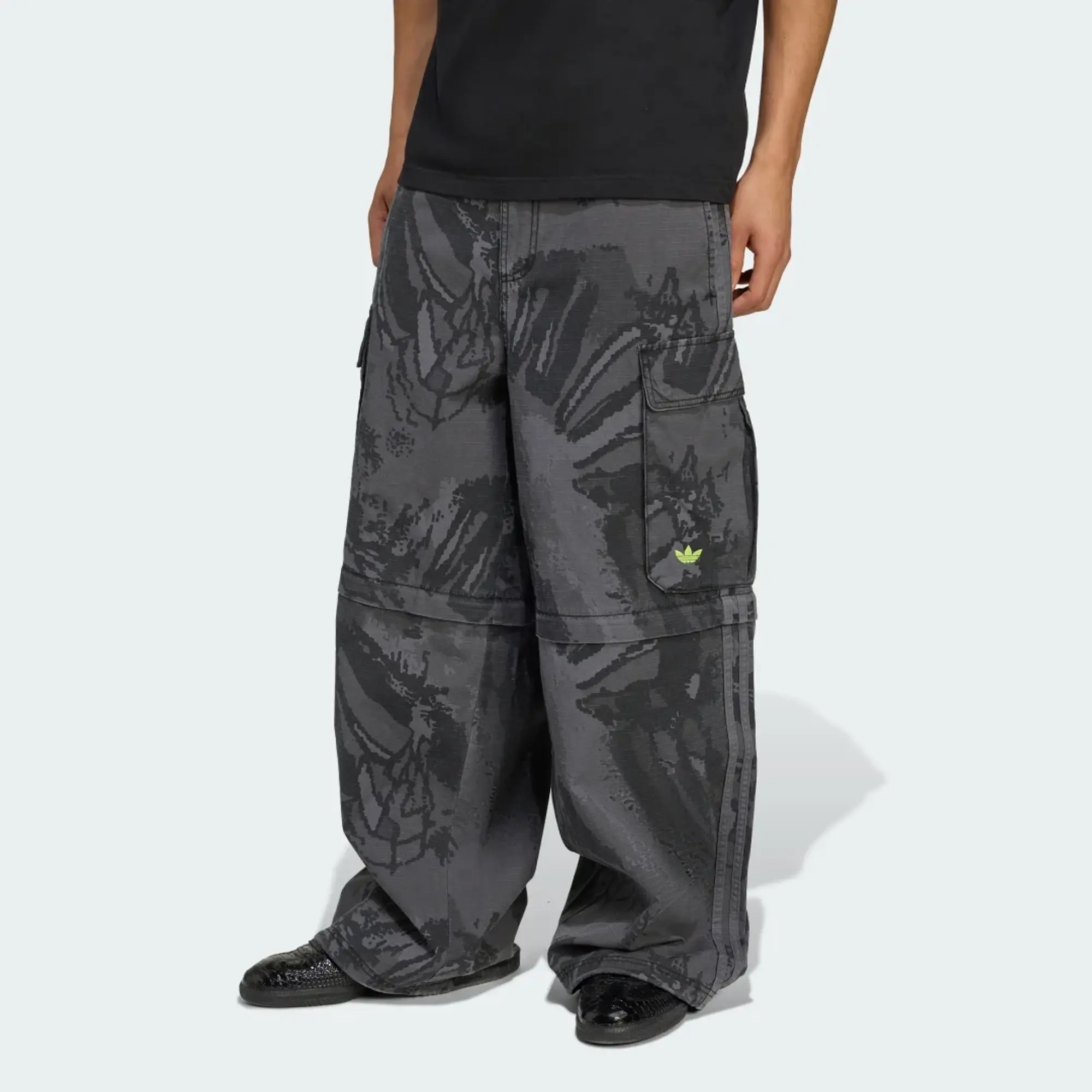 adidas Originals adidas Zip-off Cargo Trousers