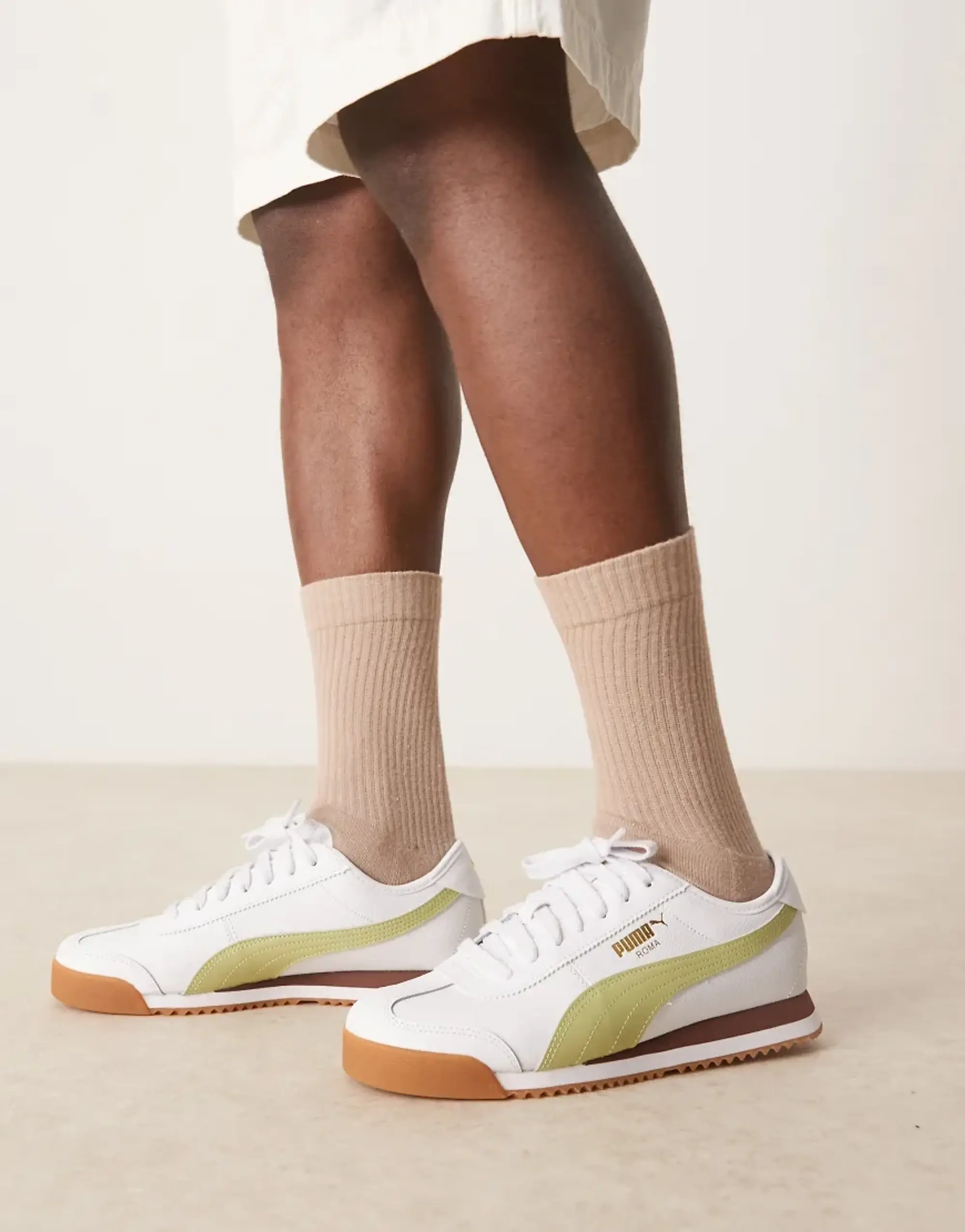 Puma Roma Trainers In White With Green