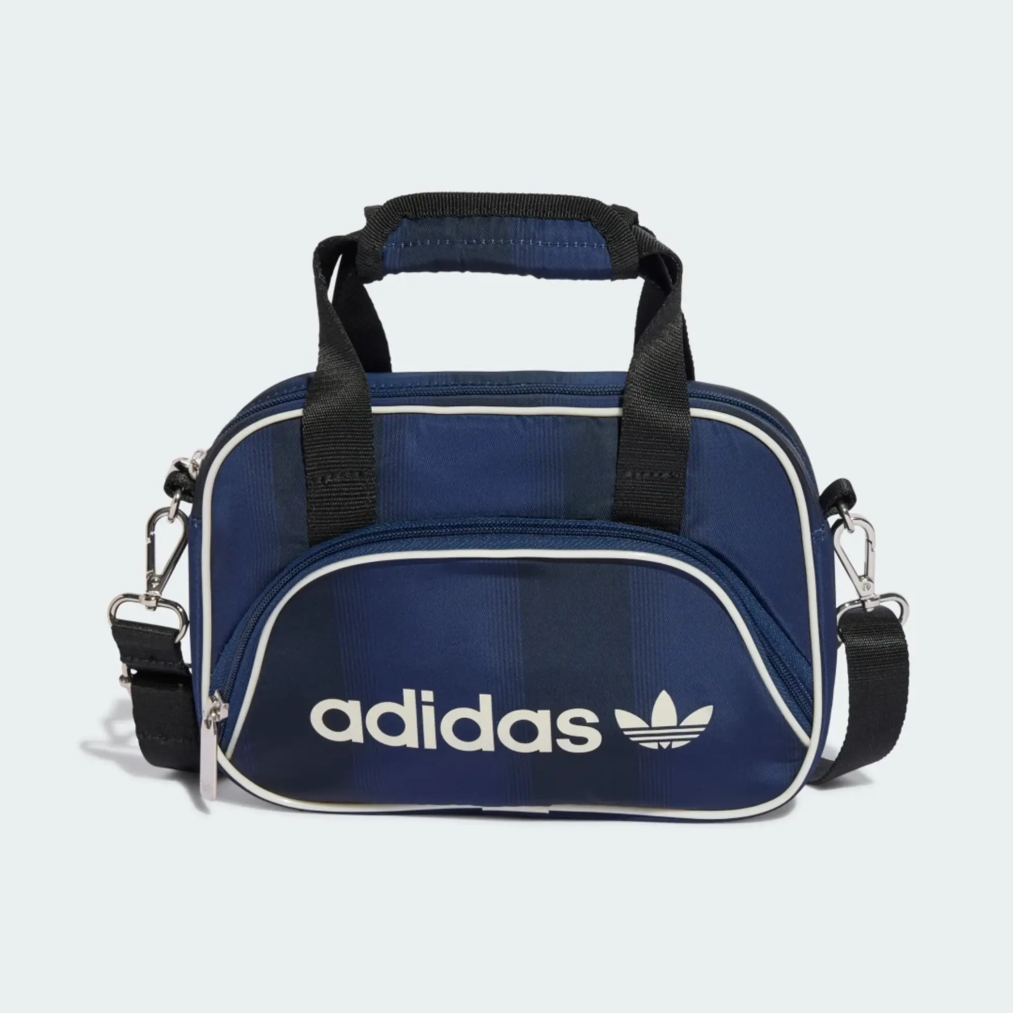 adidas Small Airliner