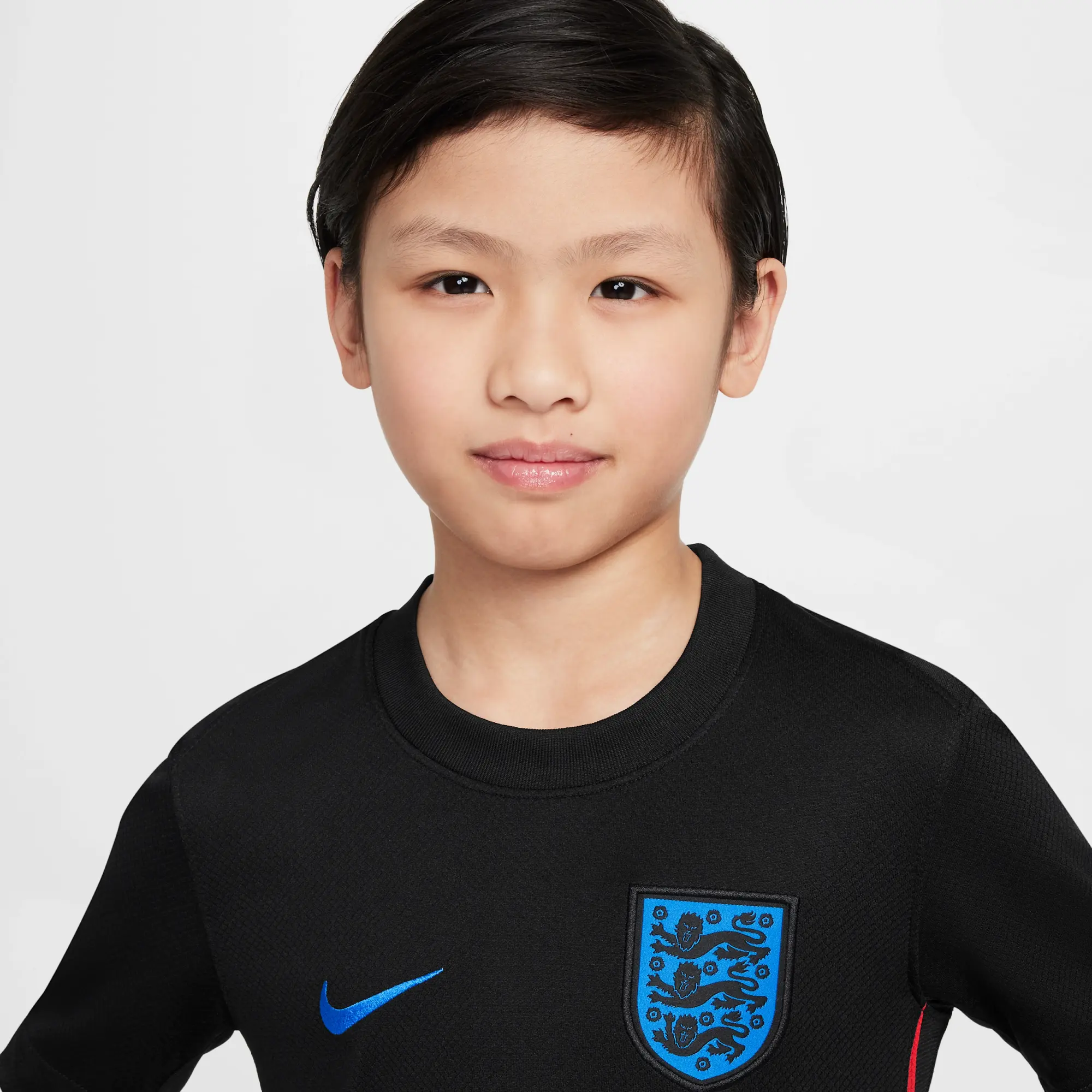 England 2025 Stadium Away (Women's Team) Older Kids' Nike Dri-FIT Football Replica Shirt - Black - Polyester