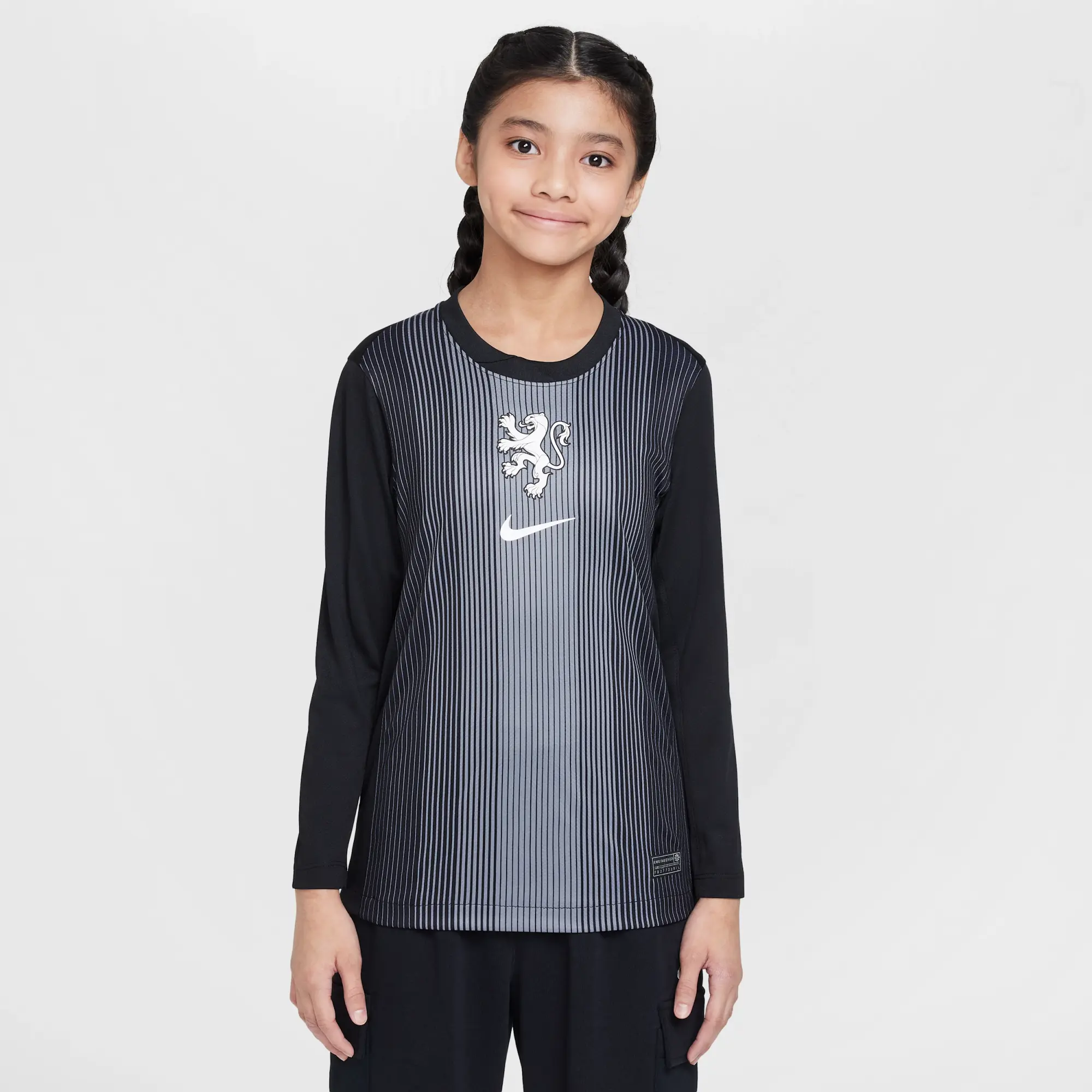 Netherlands 2025/26 Stadium Goalkeeper Older Kids' Nike Dri-FIT Football Replica Long-Sleeve Shirt - Black - Polyester