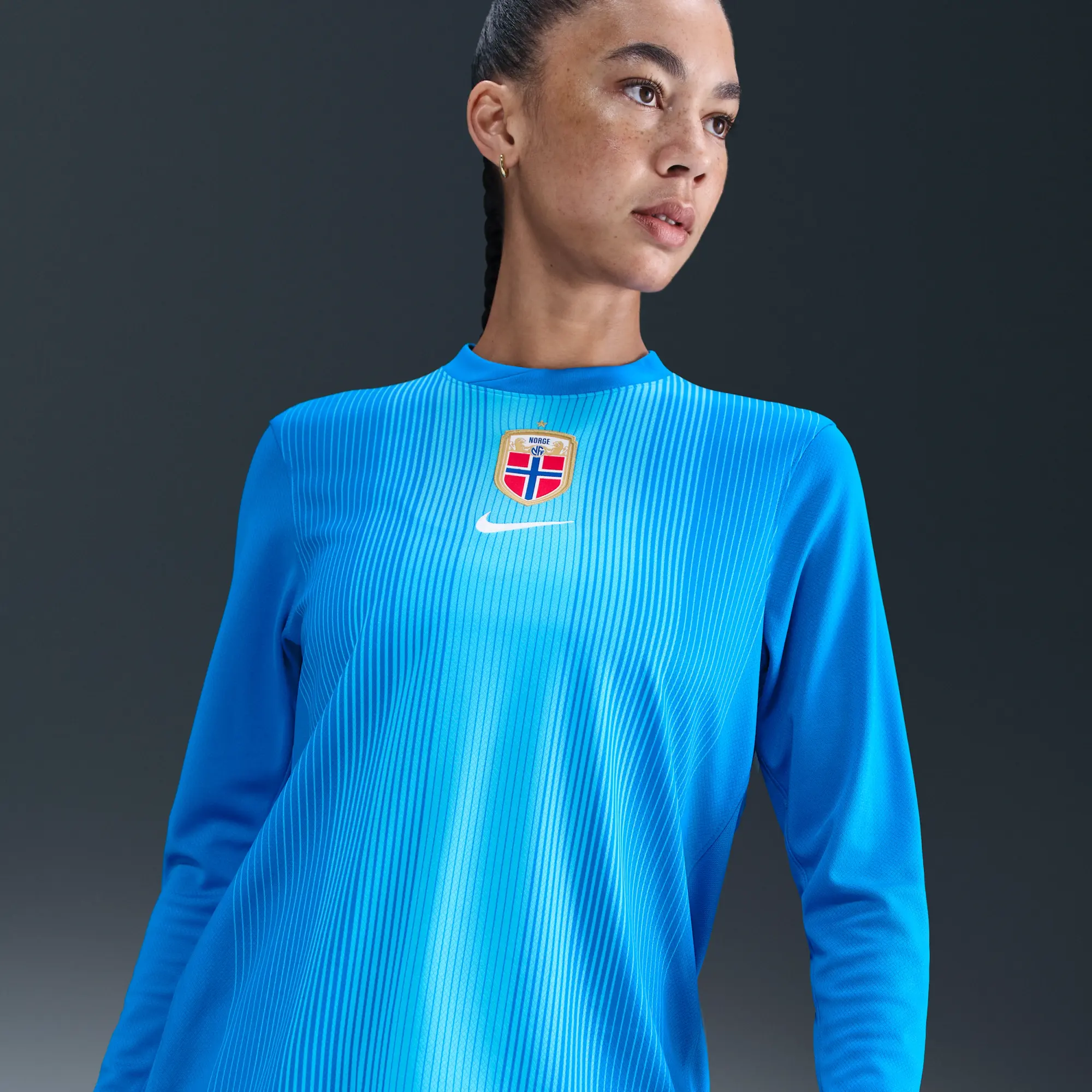 Norway 2025/26 Stadium Goalkeeper Women's Nike Dri-FIT Football Replica Long-Sleeve Shirt - Blue - Recycled Polyester