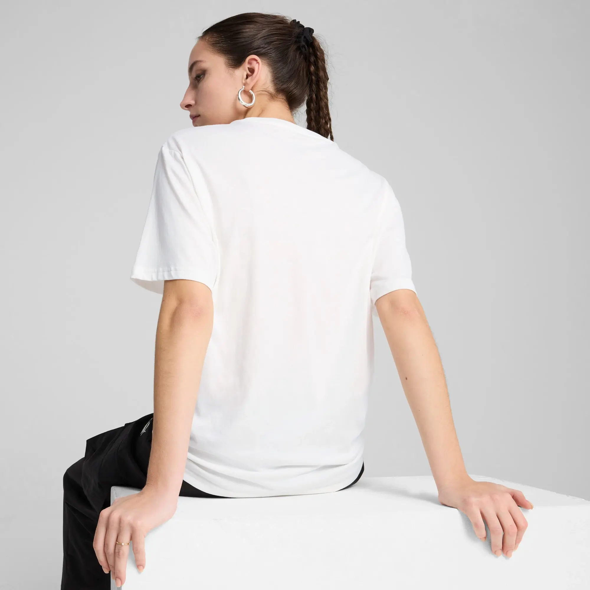 PUMA Ess Relaxed T-Shirt Women, White, size 3XL