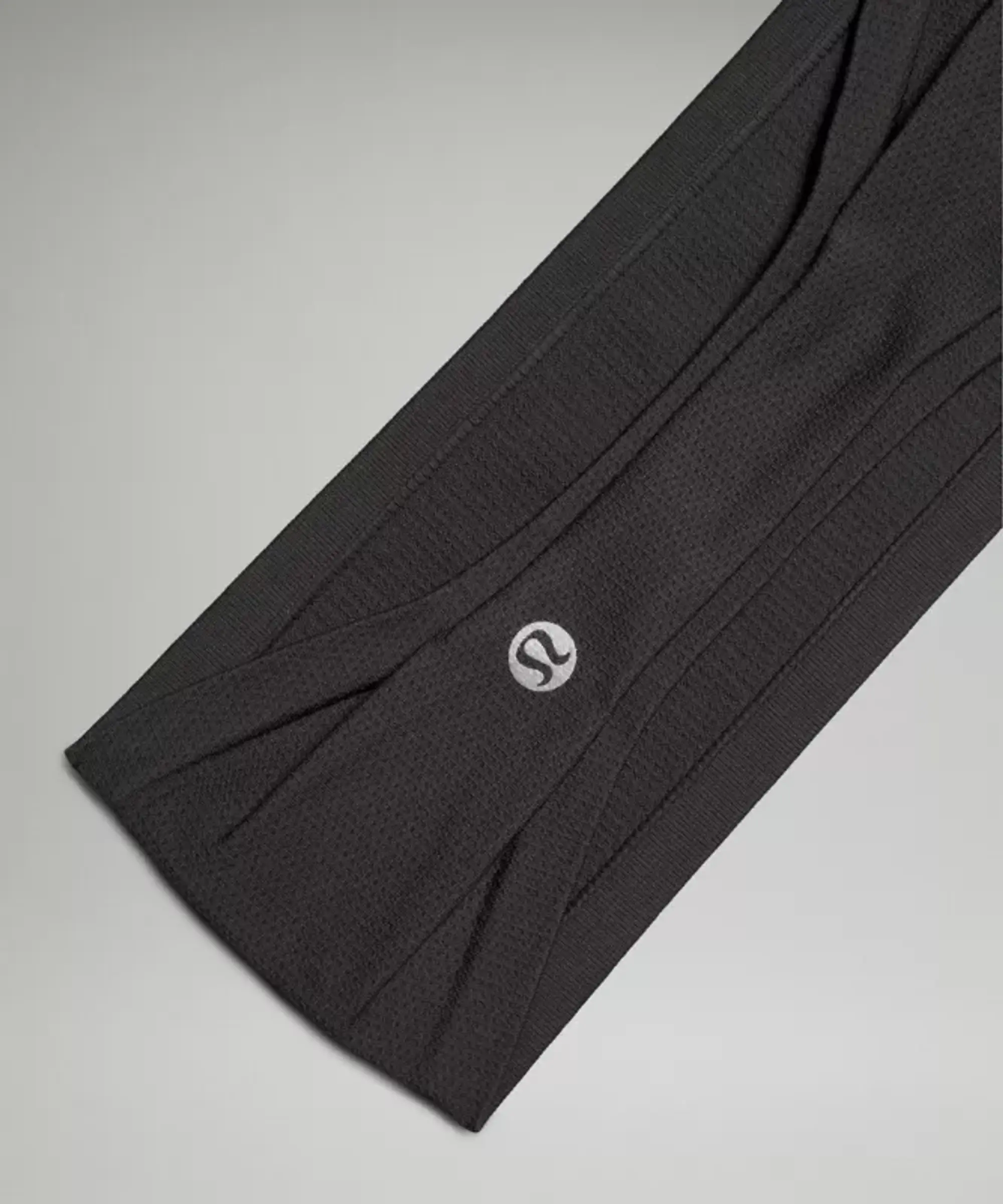 lululemon – Metal Vent Tech Wide Headband – Color Black/Grey