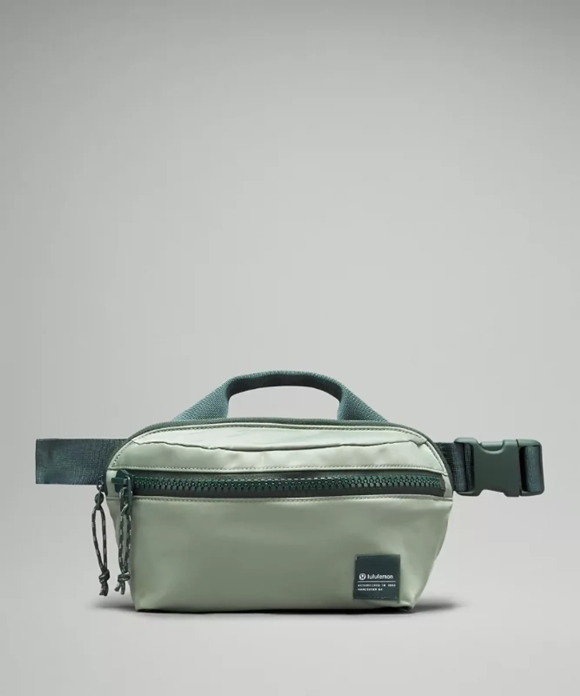 lululemon – All Day Essentials Belt Bag 2.5L – Color Grey/Green/Pastel