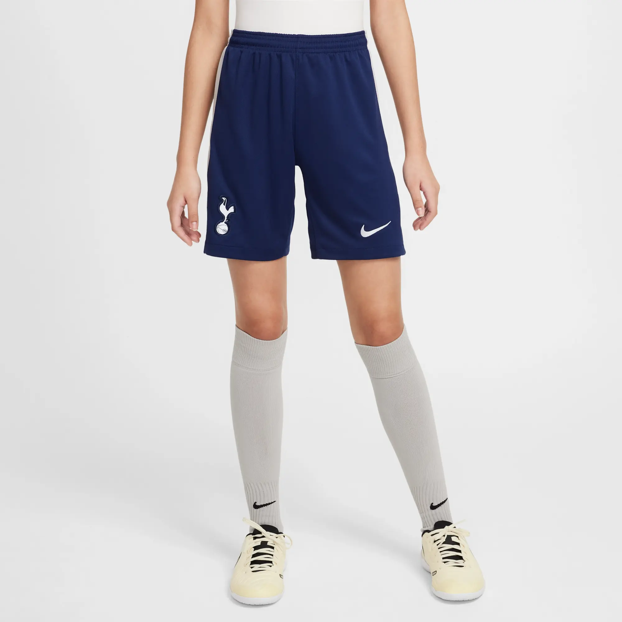 Tottenham Hotspur 2025/26 Stadium Home Older Kids' Nike Dri-FIT Football Replica Shorts - Blue - Sustainable Materials