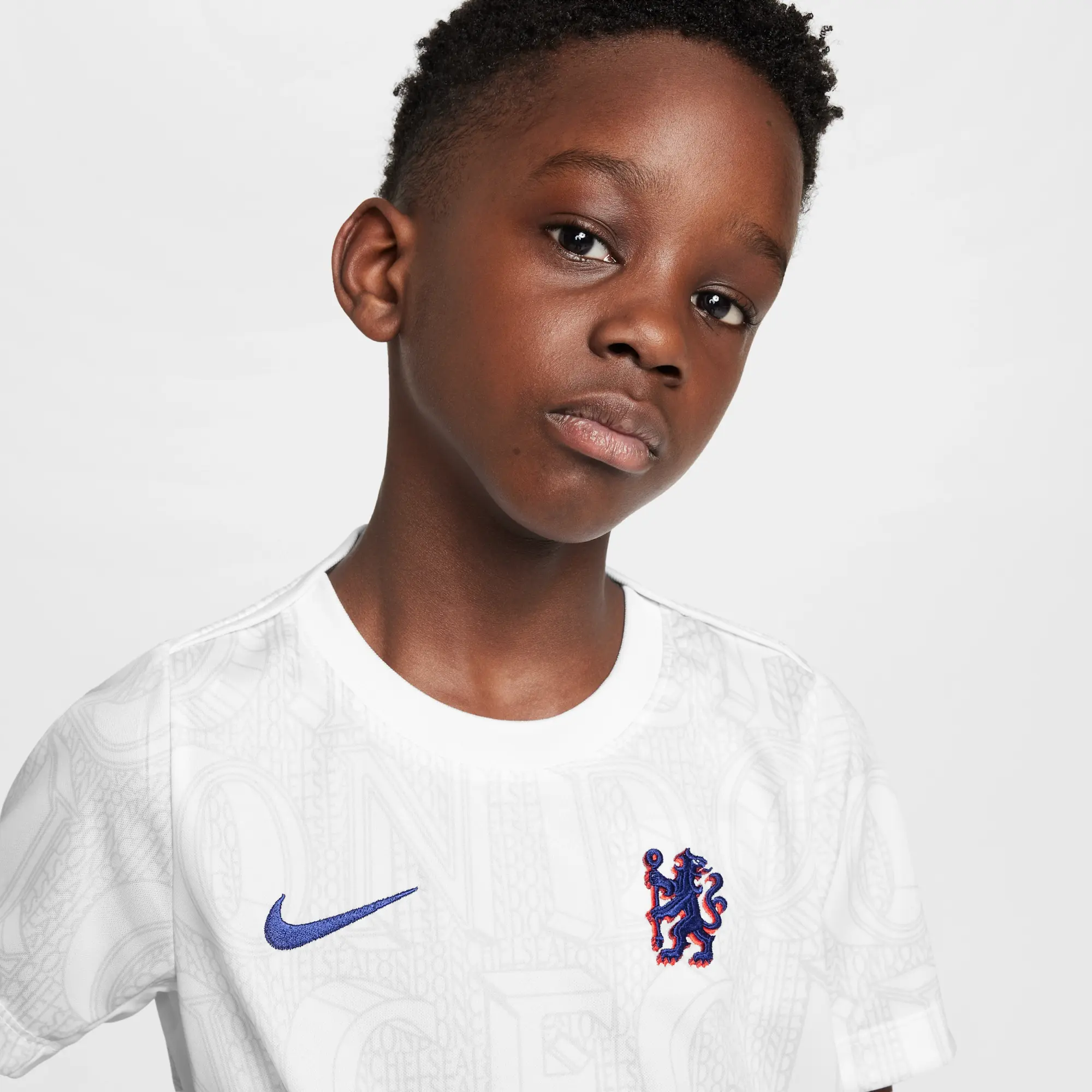 Chelsea F.C. Academy Pro Younger Kids' Nike Dri-FIT Football Short-Sleeve Top - White - Polyester