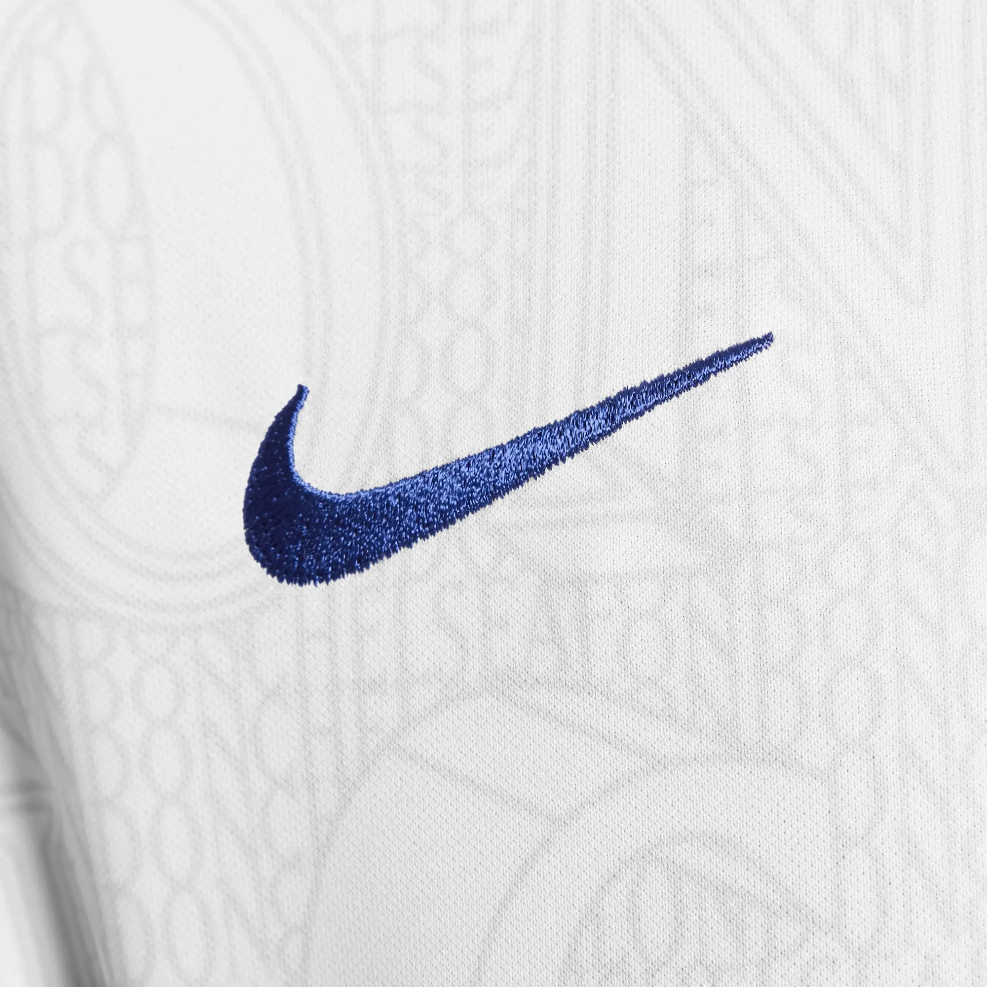 Chelsea F.C. Academy Pro Younger Kids' Nike Dri-FIT Football Short-Sleeve Top - White - Polyester