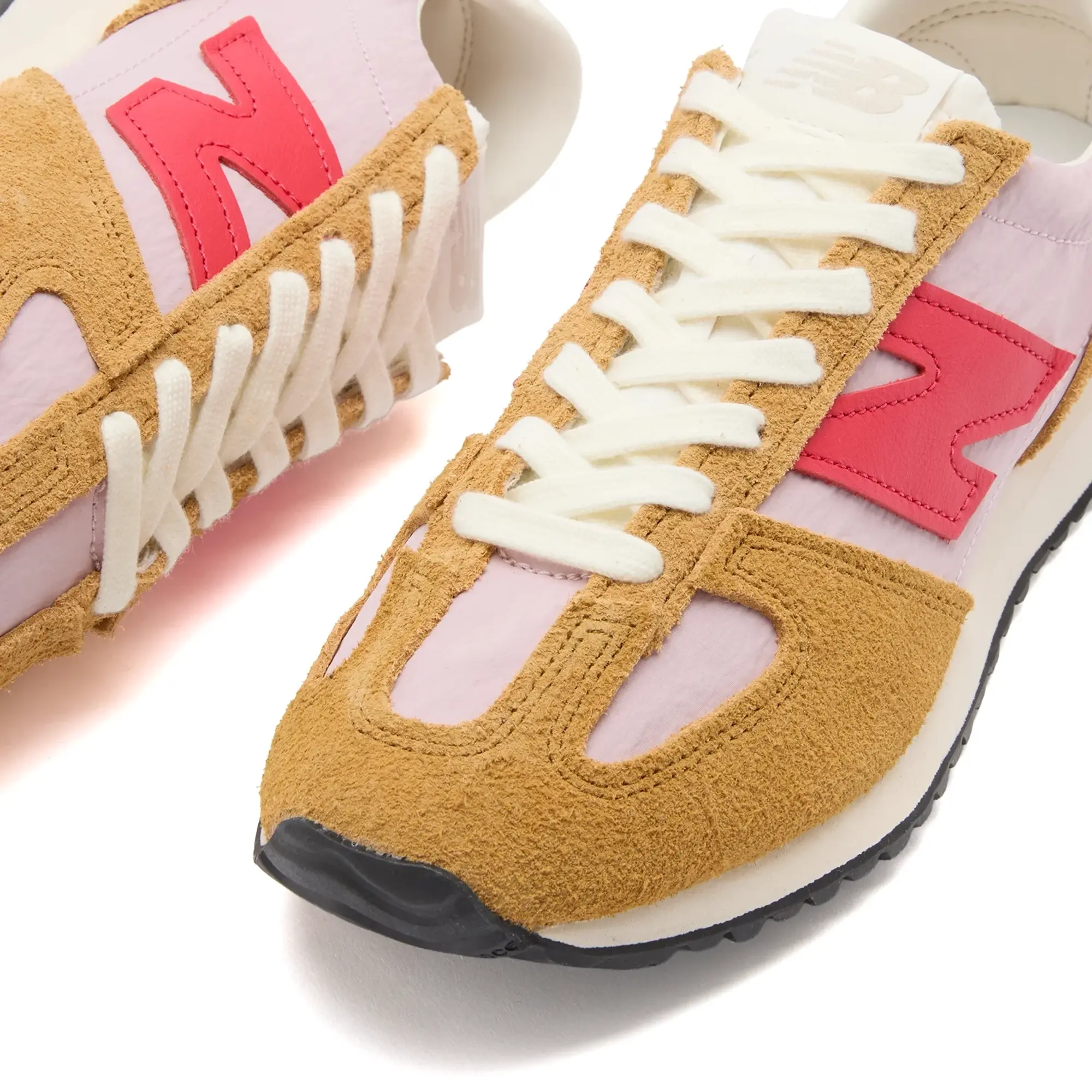 New Balance Unisex 471 in Beige/Pink/Red Suede/Mesh