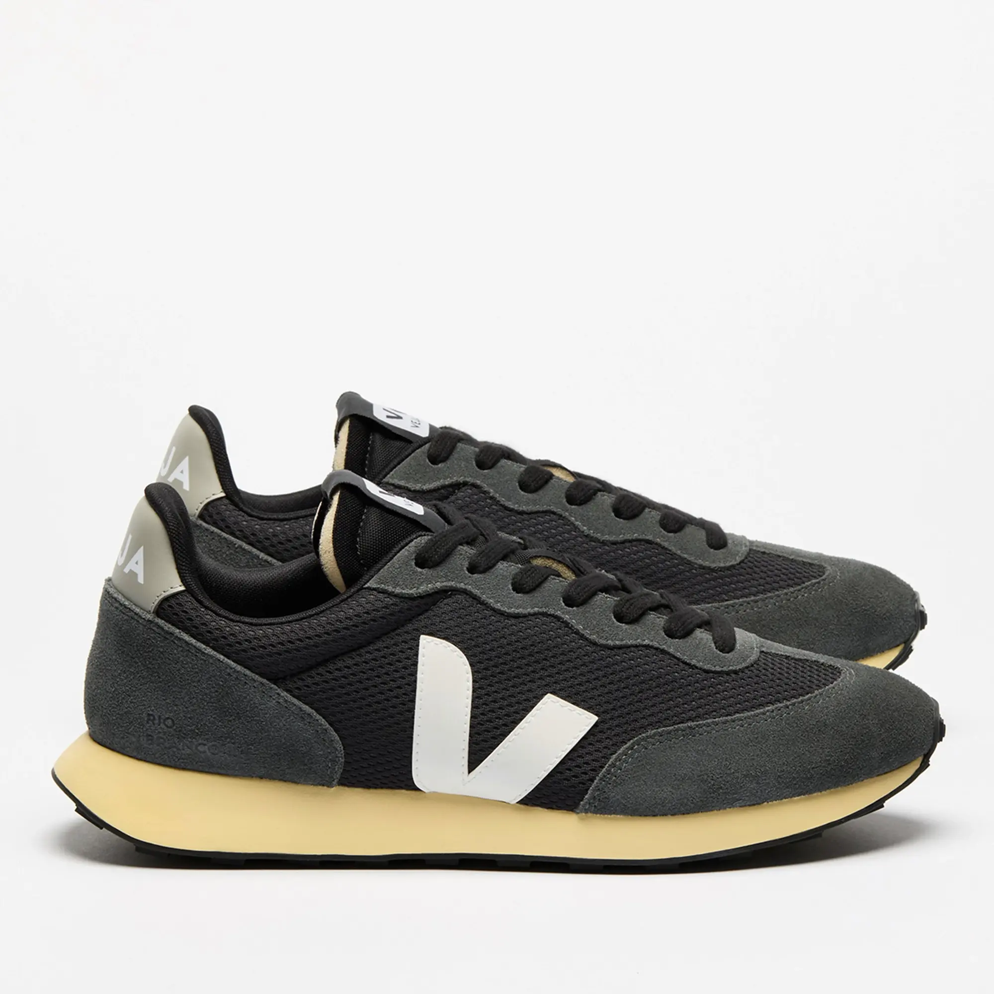 Veja Women's Rio Branco II Running Style Mesh Trainers