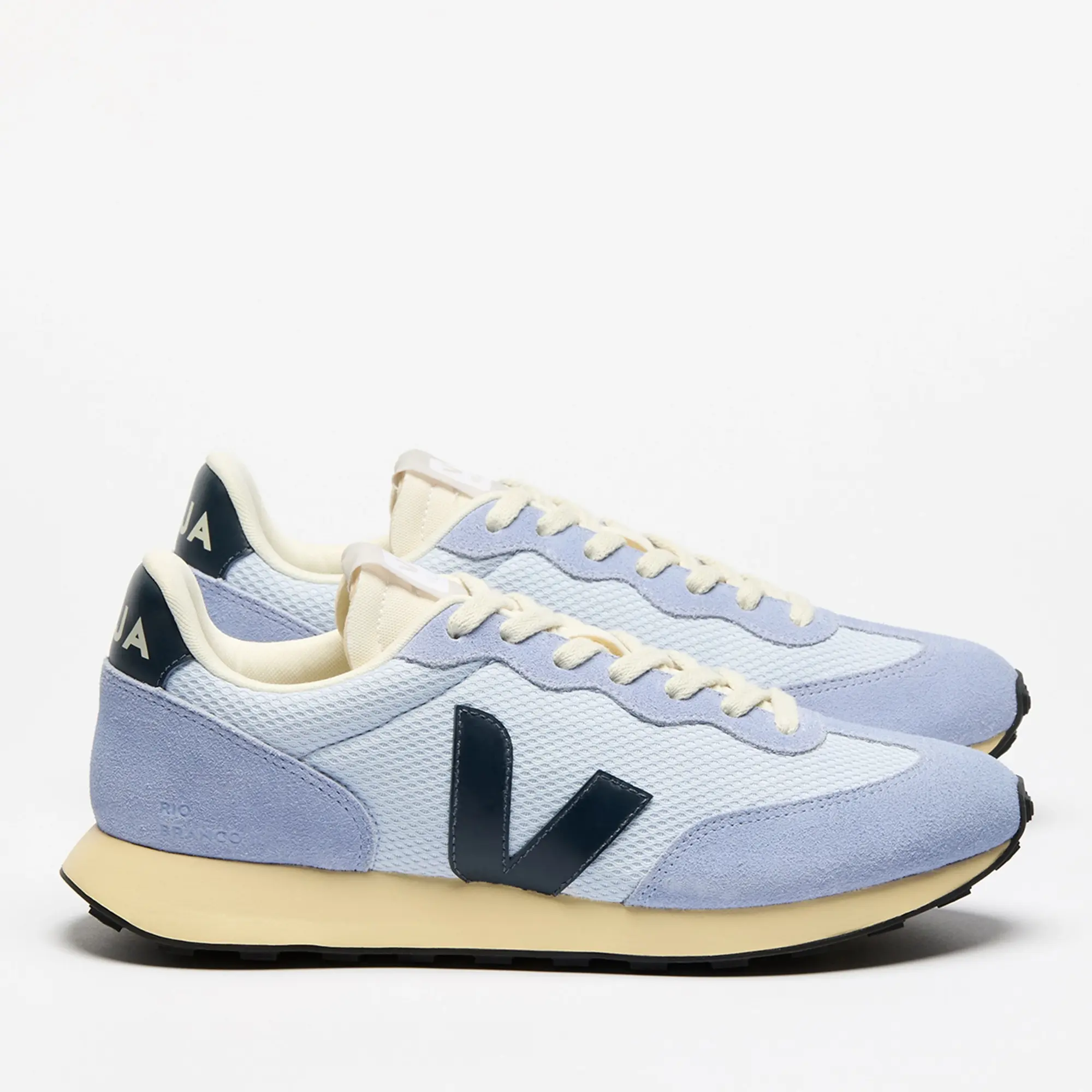 Veja Women's Rio Branco II Running Style Mesh Trainers