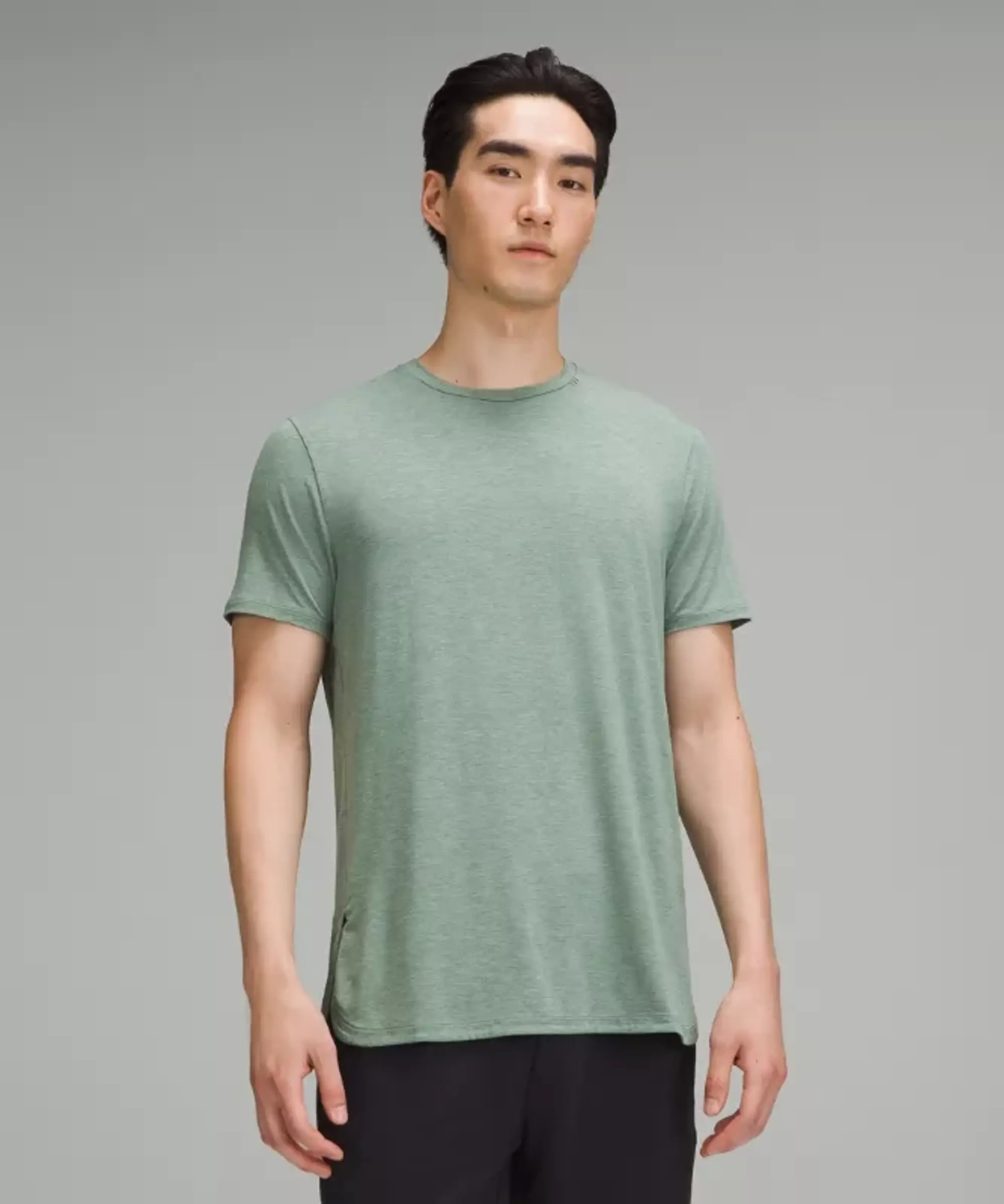 lululemon – Men's Balancer Short-Sleeve Shirt – Color Grey/Green – Size L