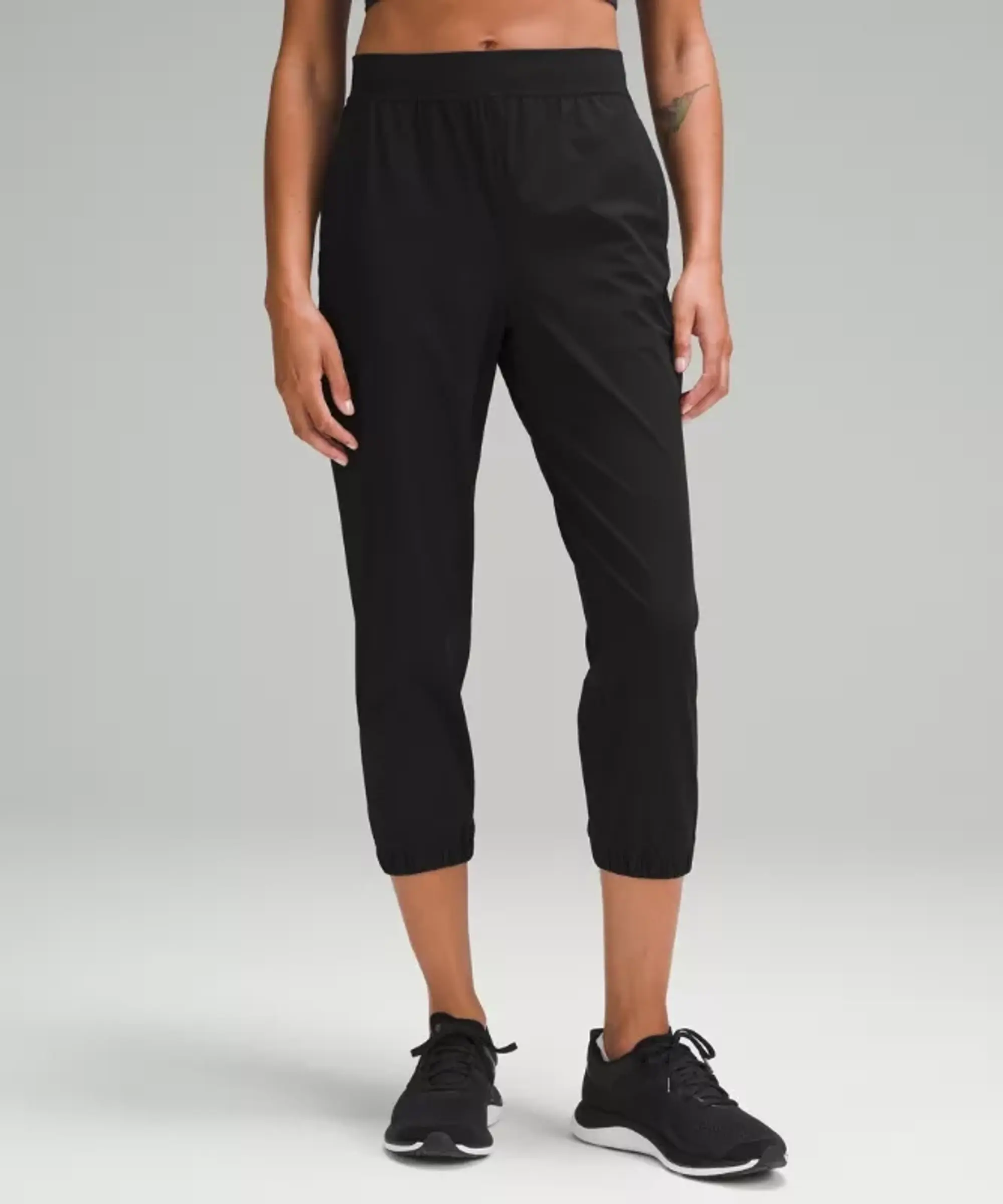 lululemon – Women's Adapted State High-Rise Cropped Joggers – Color Black – Size 0
