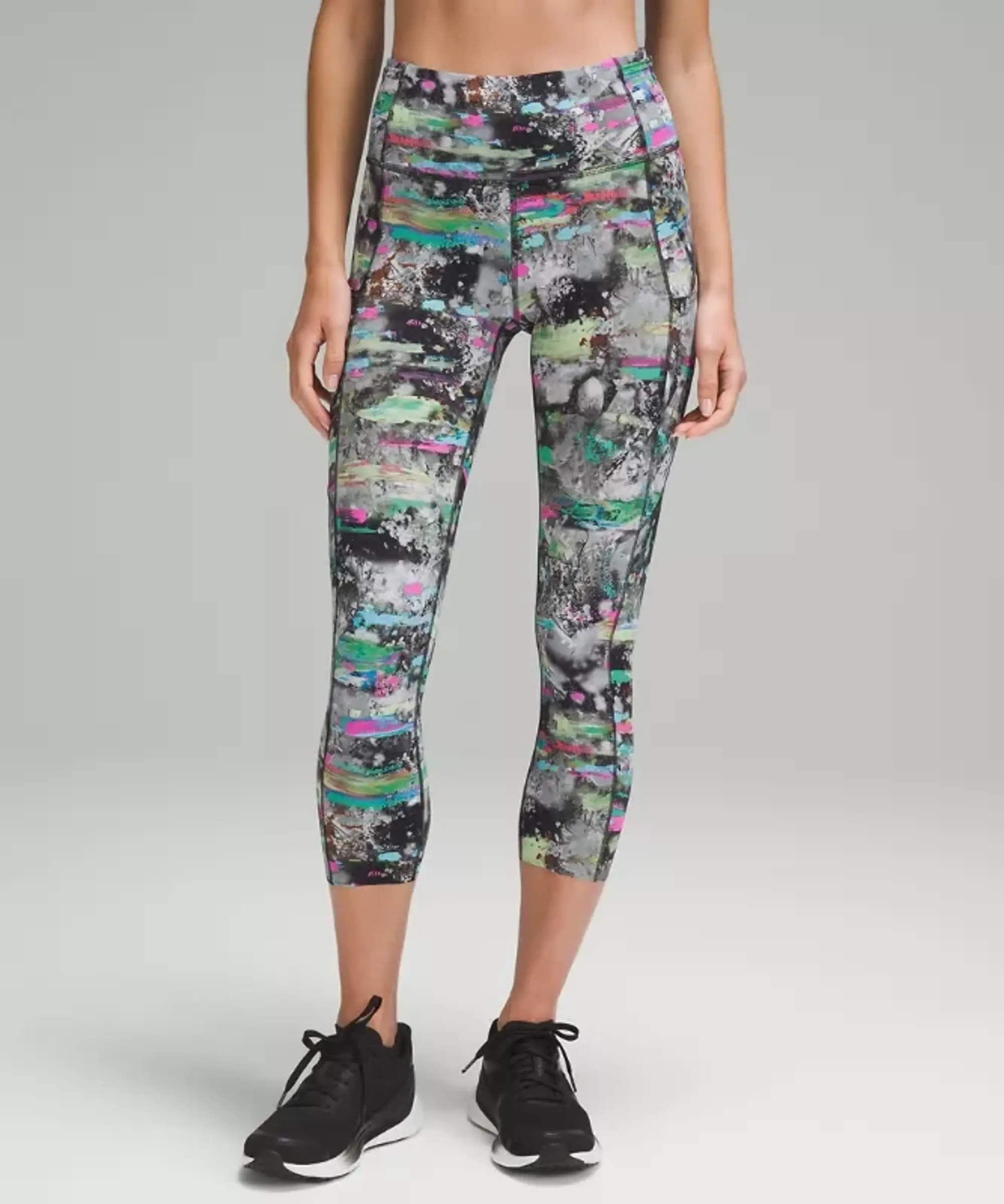 lululemon – Women's Fast and Free High-Rise Crop Leggings – 23" – Color Black/Grey – Size 14