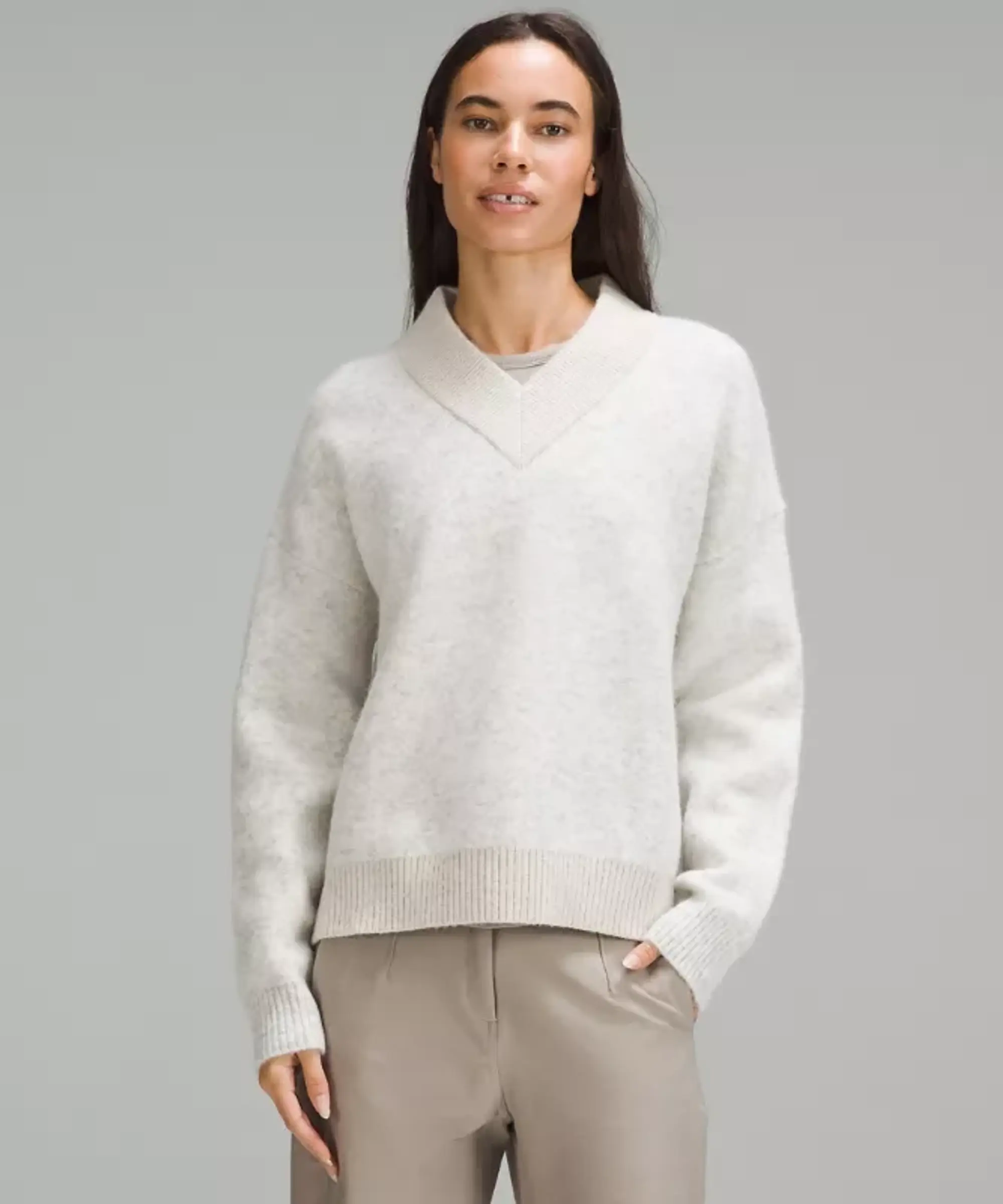 lululemon – Women's Alpaca V-Neck Sweater – Color Light Grey/Grey – Size L