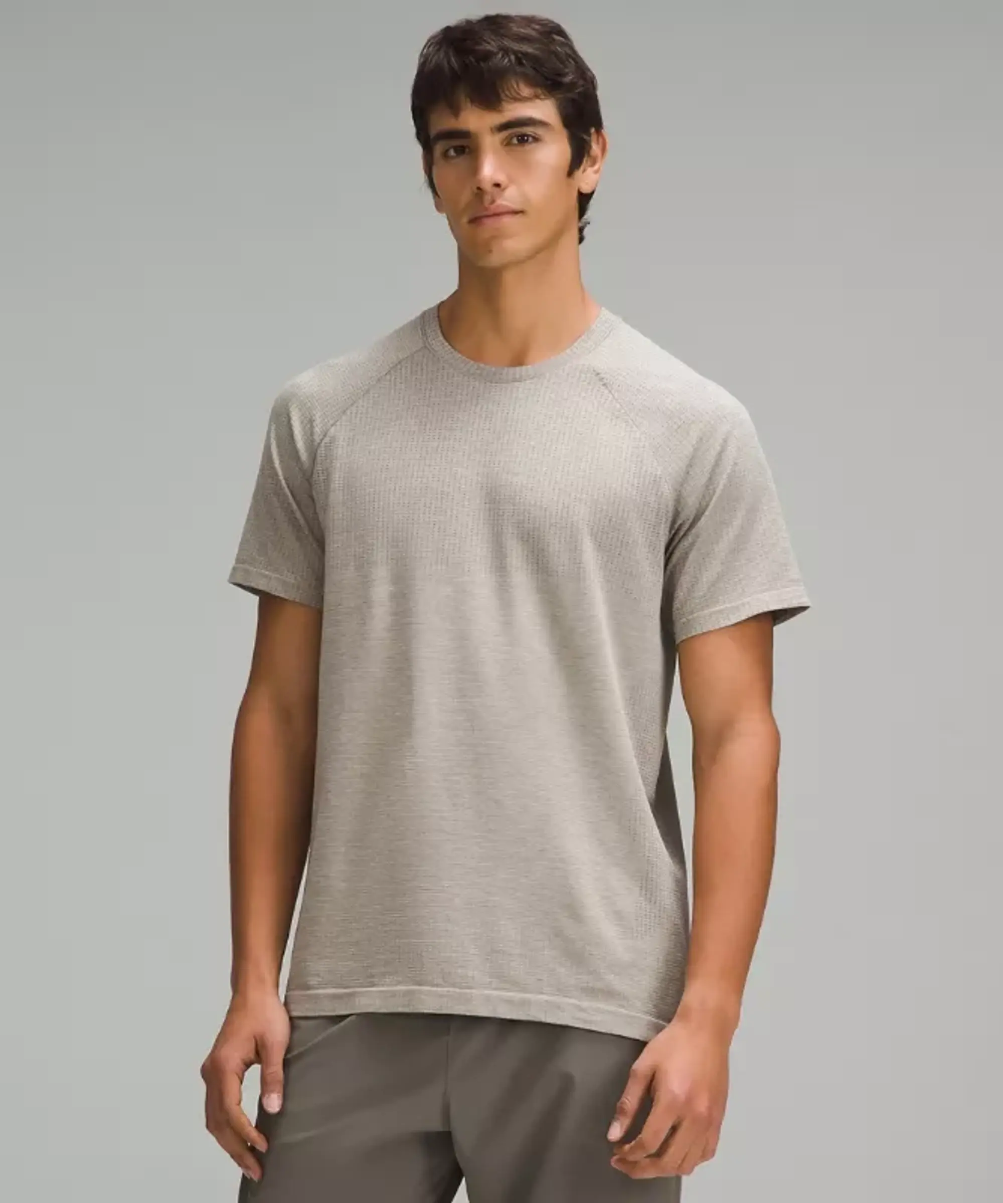 lululemon – Men's Metal Vent Tech Short-Sleeve Shirt Original Slim Fit – Color Brown – Size 2XL