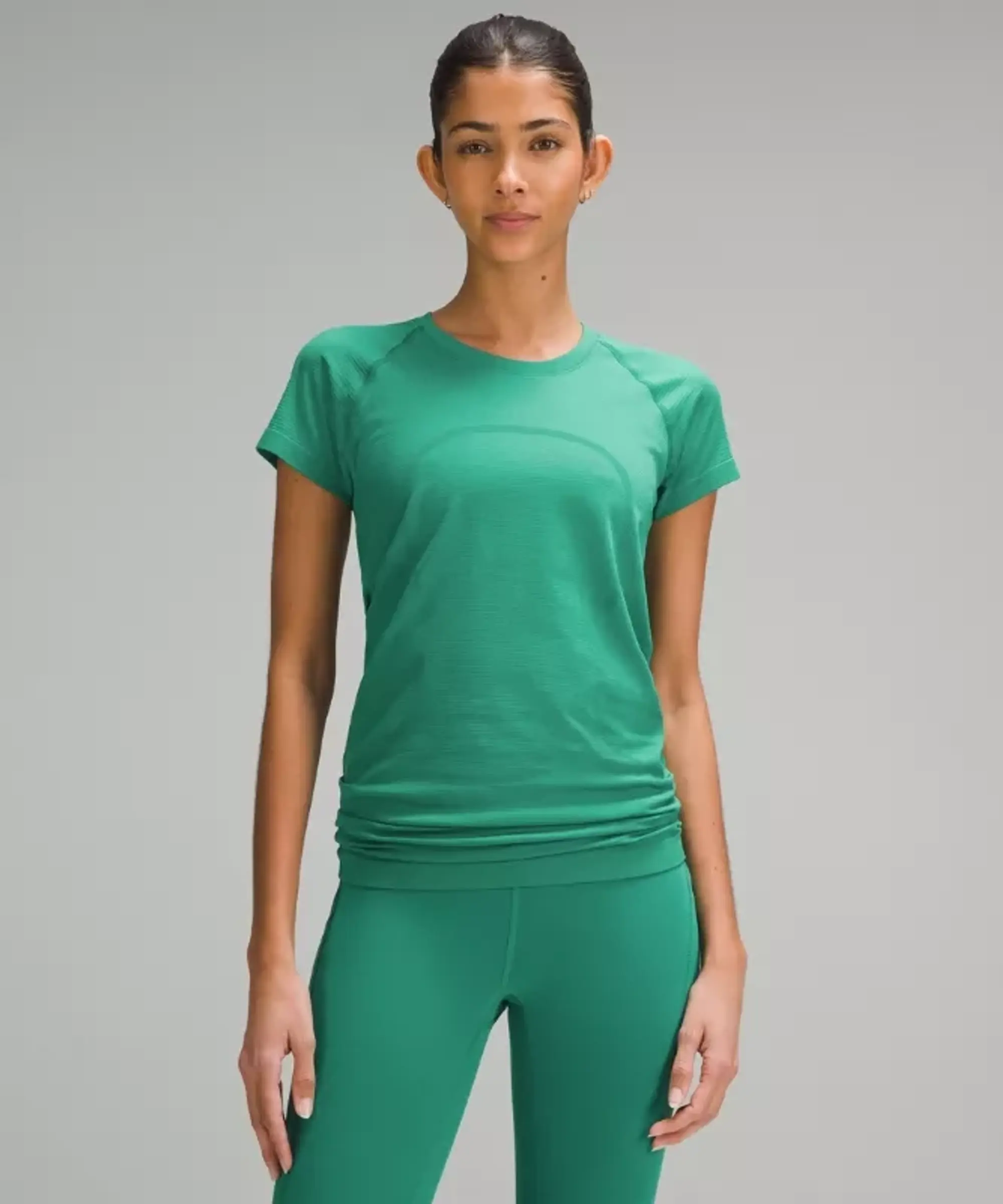 lululemon – Women's Swiftly Tech Short-Sleeve Shirt 2.0 Hip Length – Color Green – Size 0