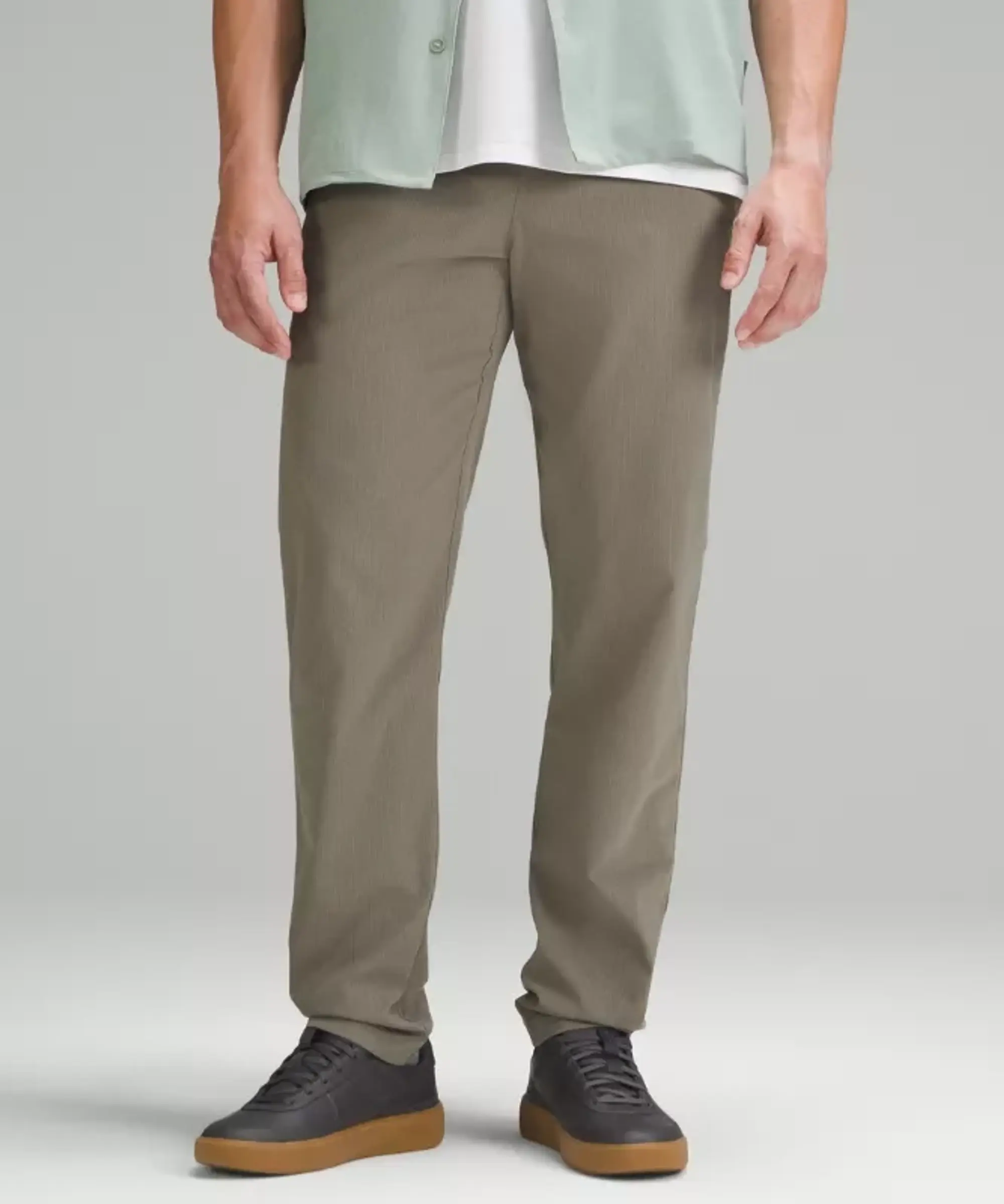 lululemon – Men's ABC Classic-Fit Trousers 32L – Color Brown – Size 28