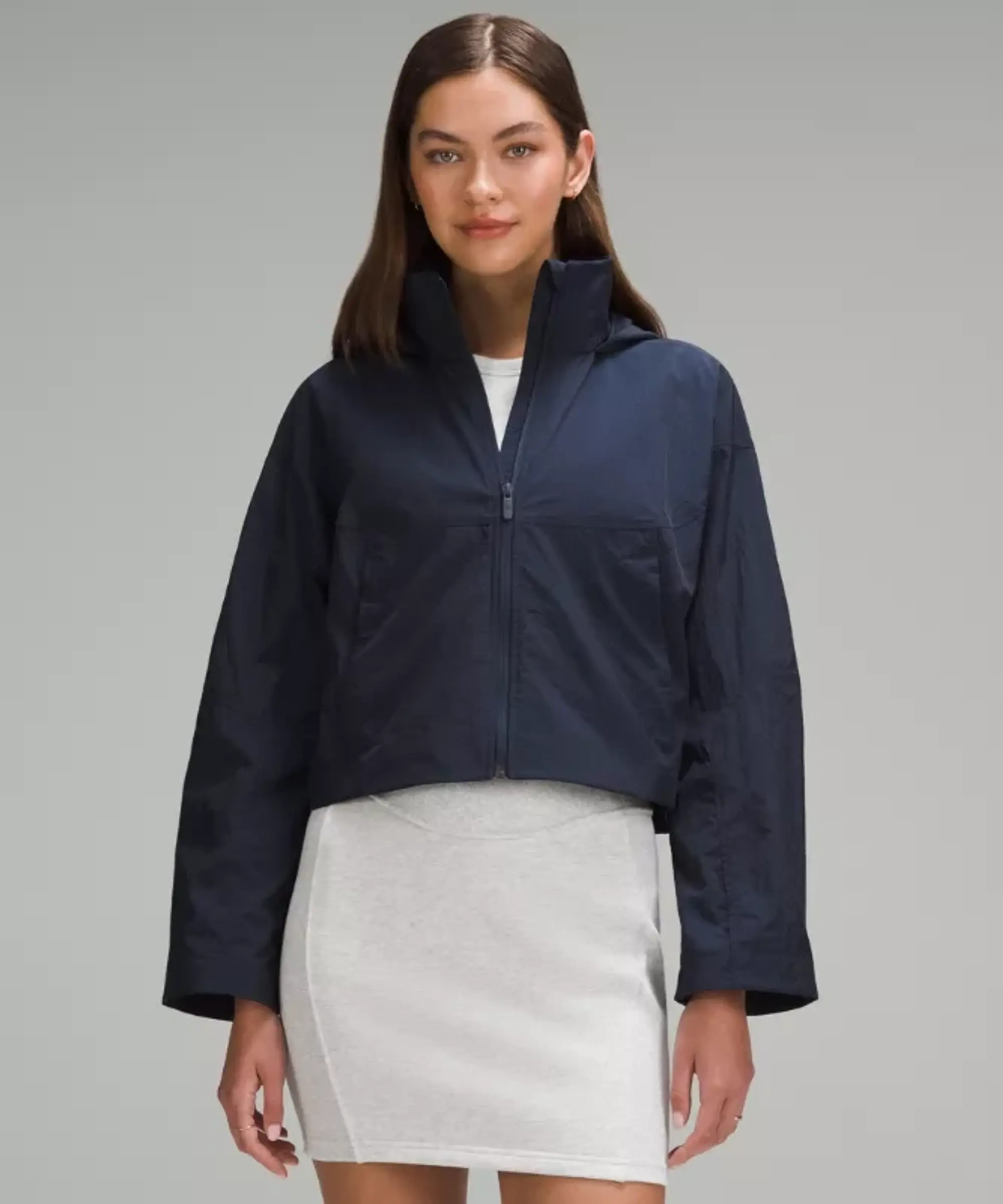 lululemon – Women's Lightweight Relaxed-Fit Vented Jacket – Color Blue – Size L