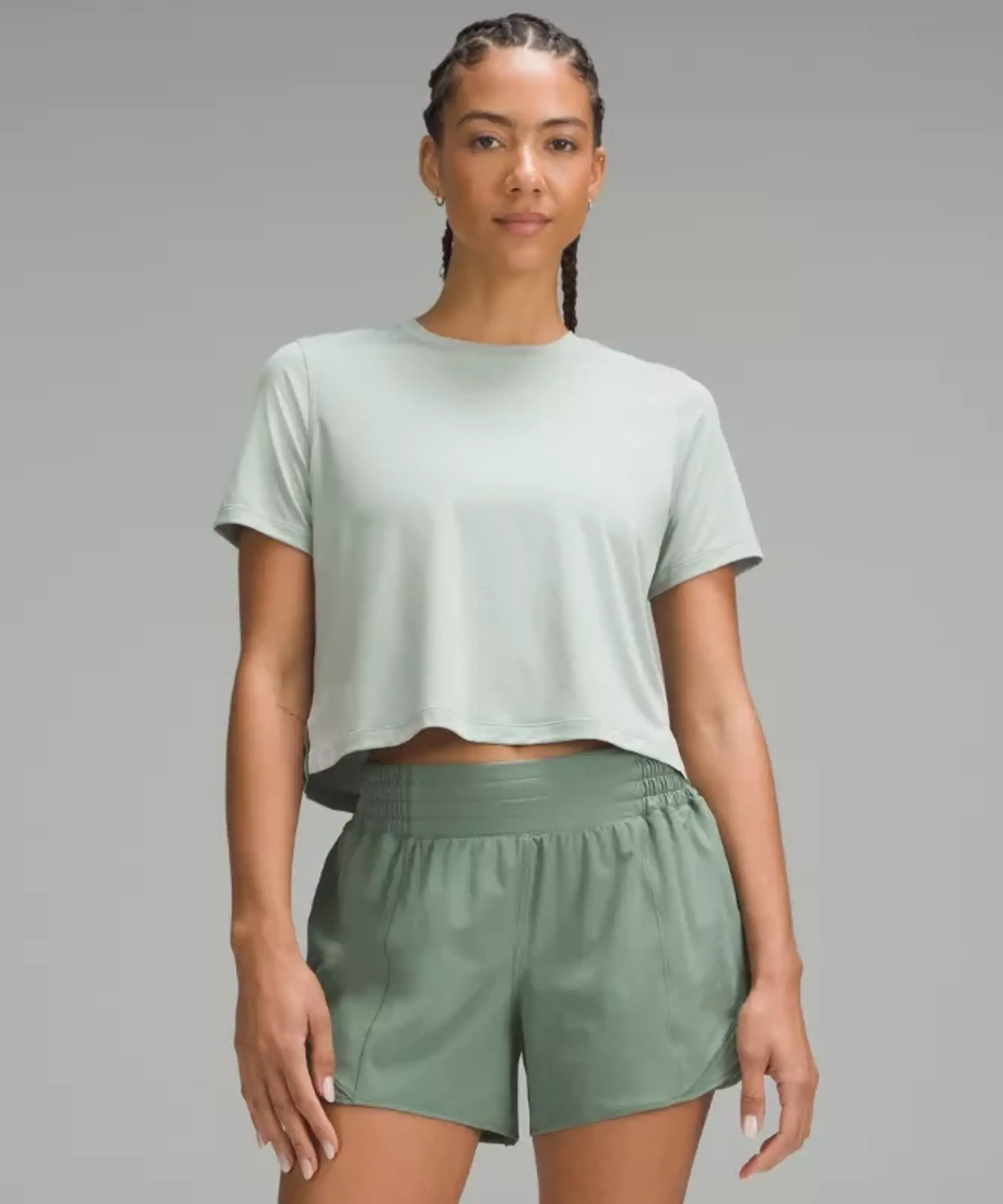 lululemon – Women's Ultralight Waist-Length T-Shirt – Color Grey/Green/Pastel – Size 0