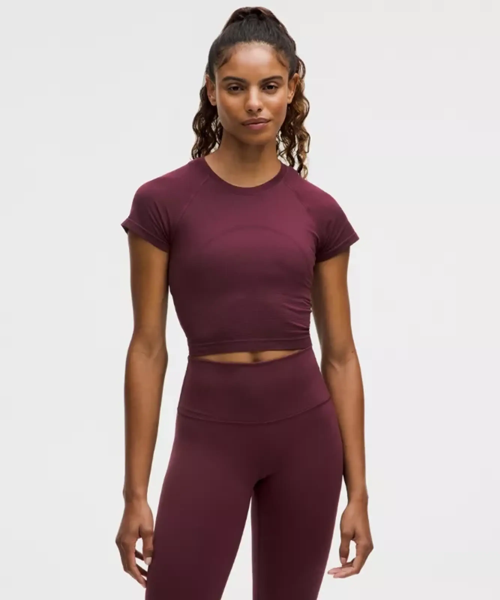 lululemon – Women's Swiftly Tech Cropped Short-Sleeve Shirt 2.0 – Color Burgundy/Red – Size 0