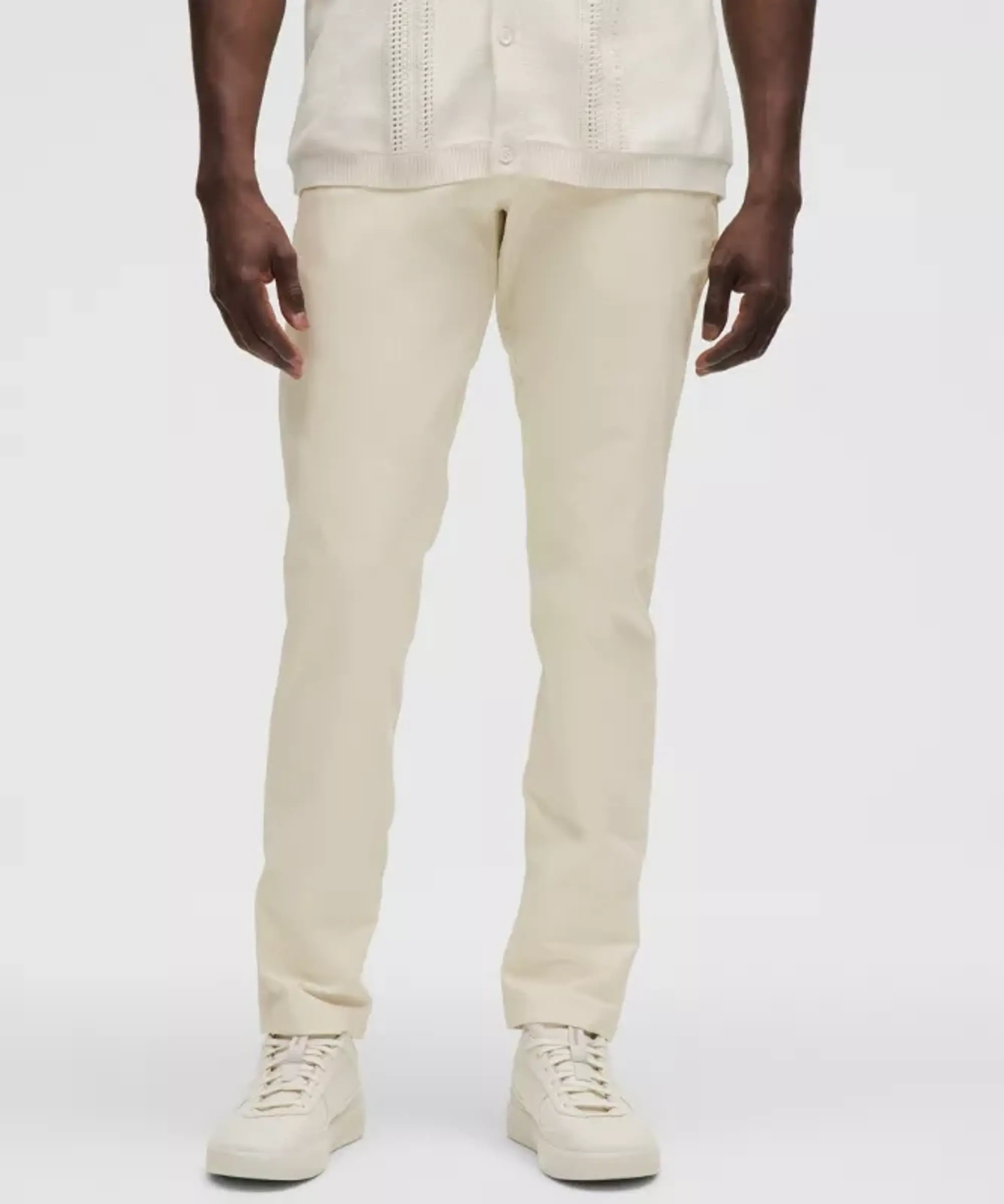 lululemon – Men's ABC Slim-Fit Trousers 30L Stretch Cotton VersaTwill – Color White – Size 28