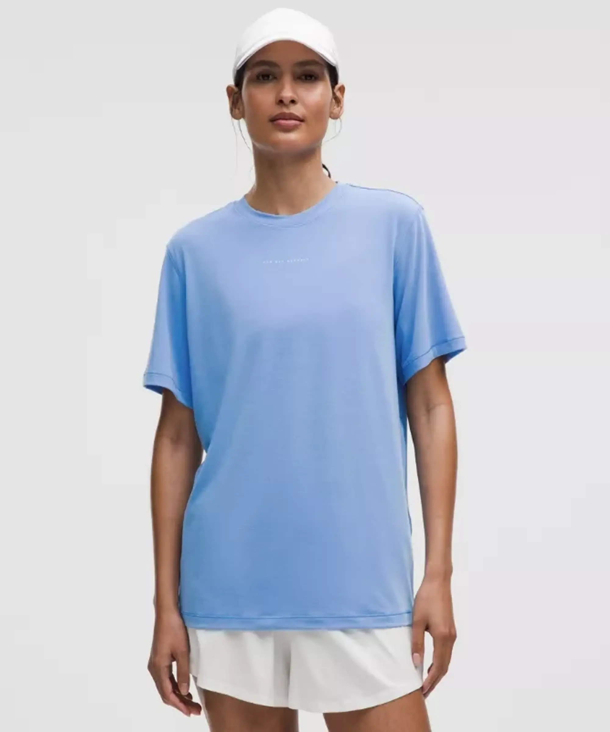 lululemon – Women's Jersey Training Short-Sleeve Shirt Run Graphic – Color Blue – Size 0