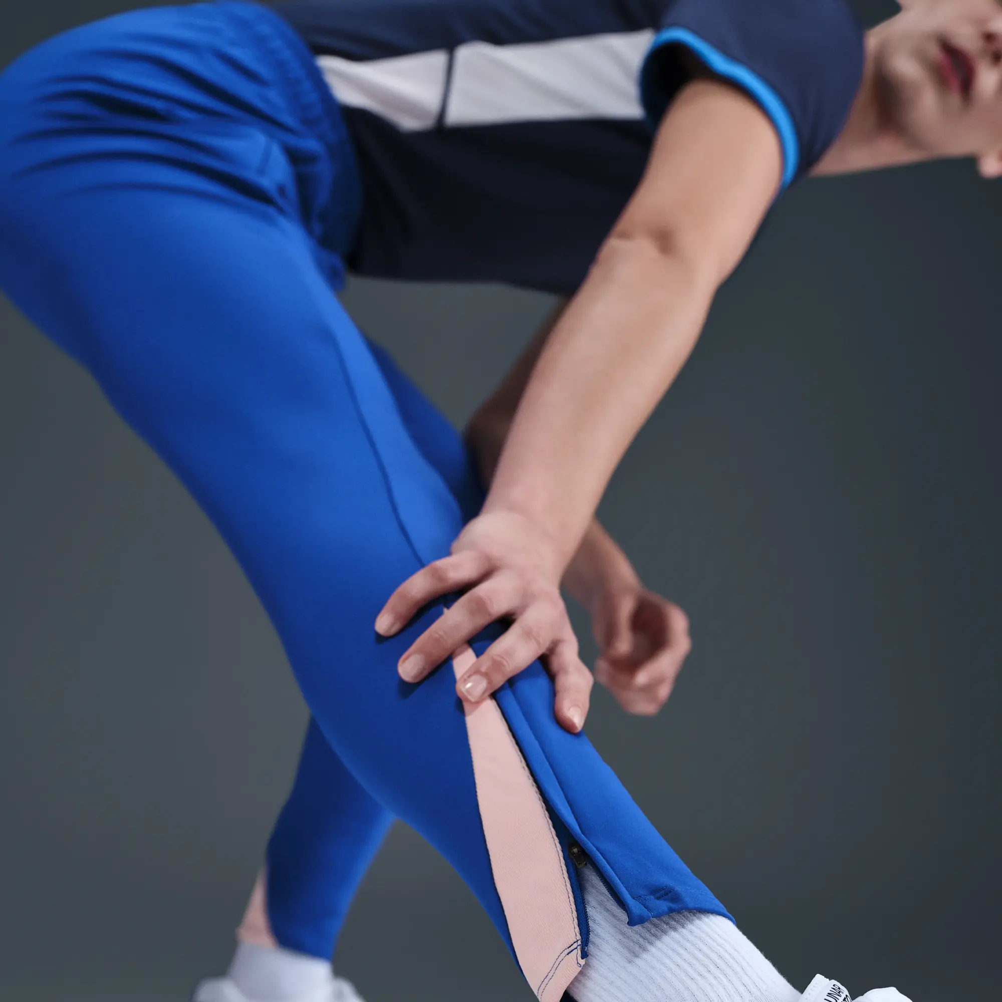 France Strike Women's Nike Dri-FIT Football Knit Pants - Blue - Sustainable Materials