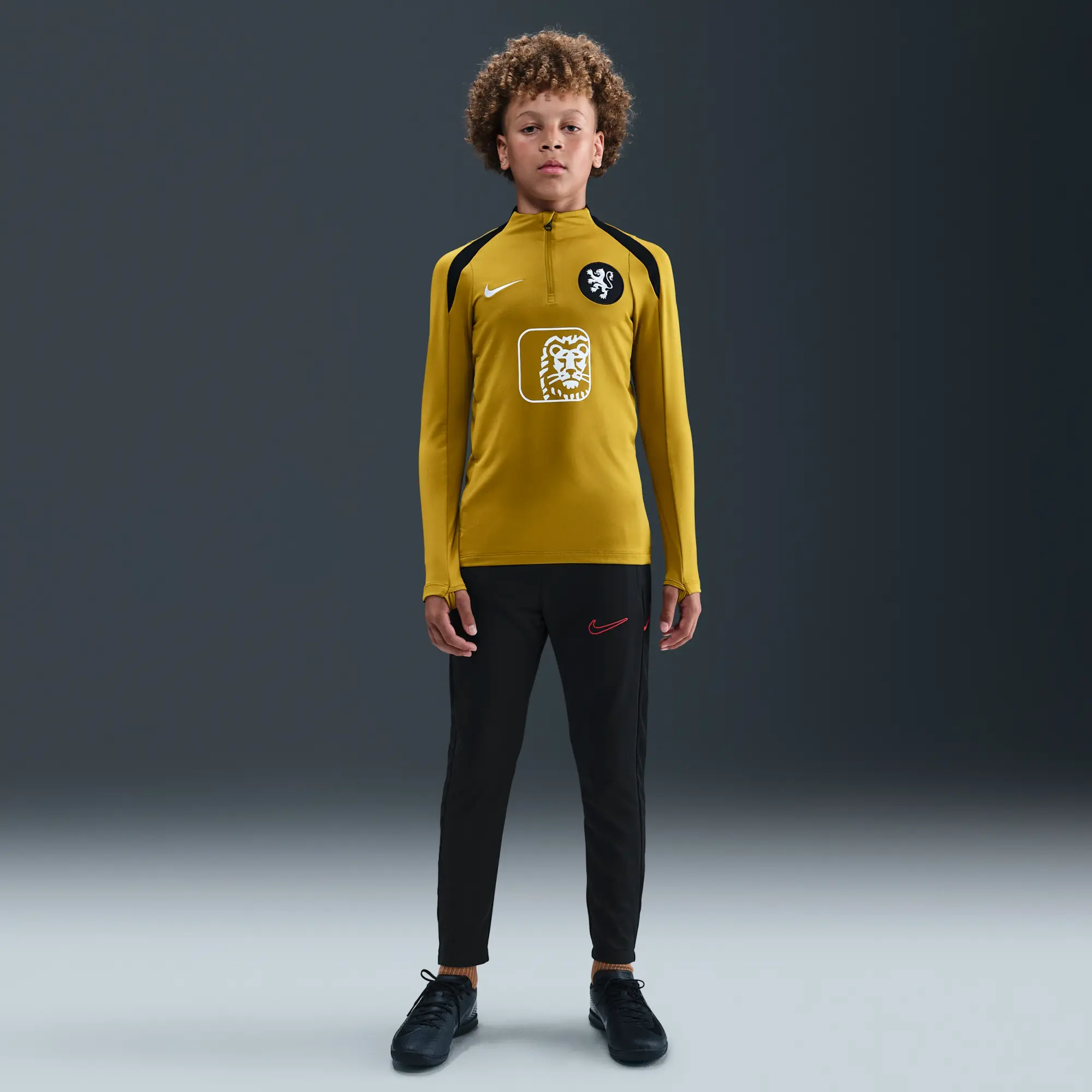 Netherlands Strike Older Kids' Nike Dri-FIT Football Drill Top - Brown - Polyester/Elastane
